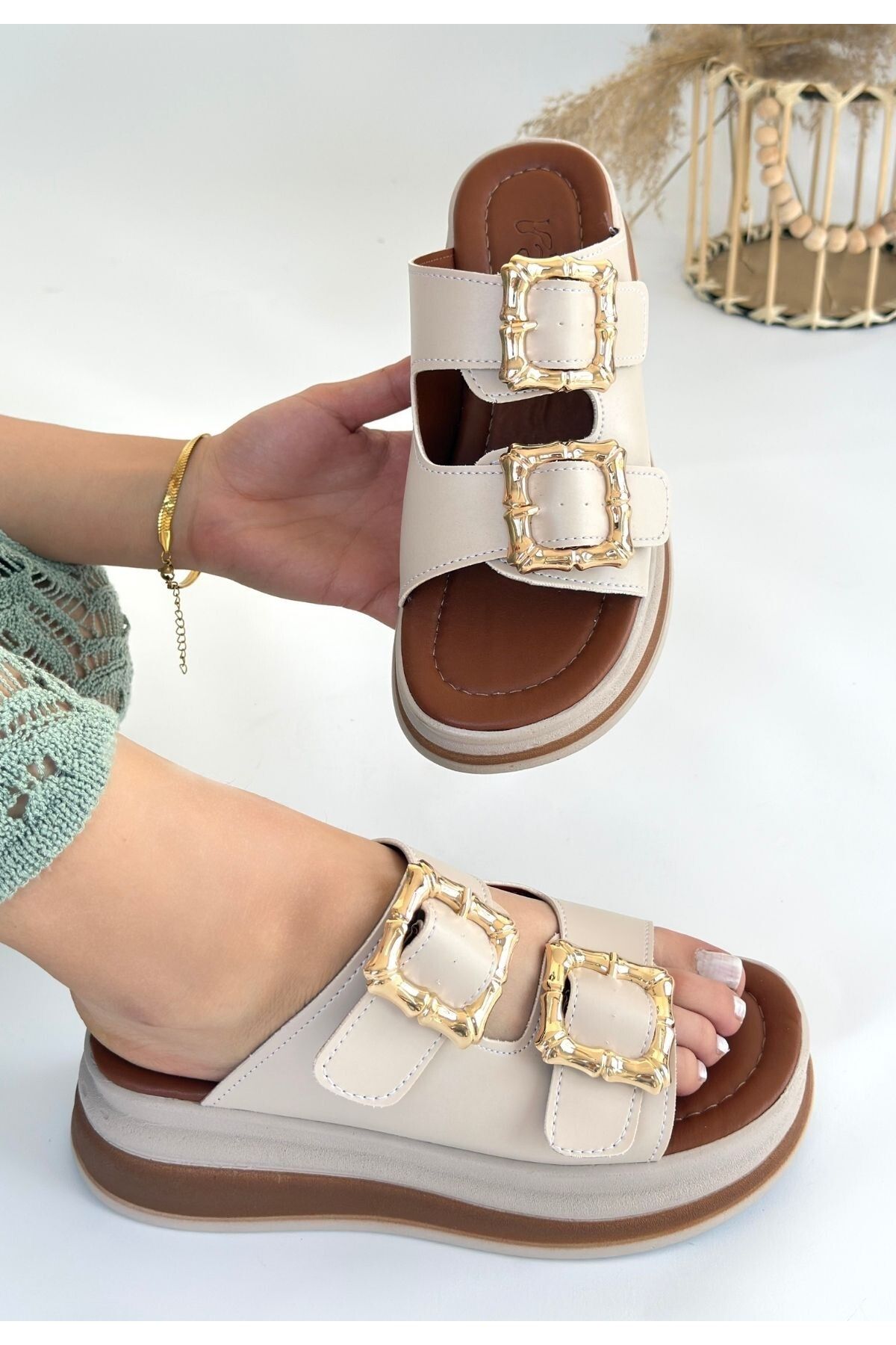 Lavish Gold Jalli Bej Cilt Terlik