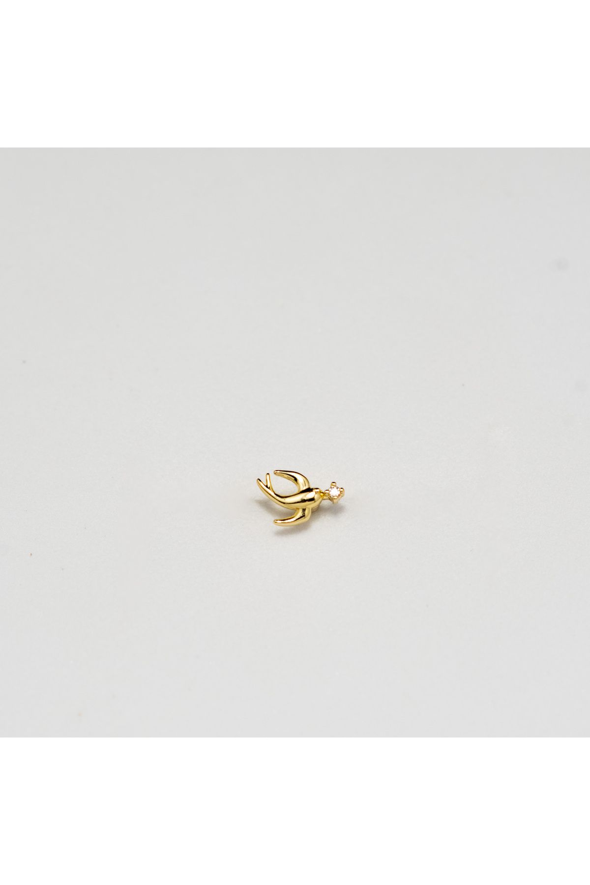 Piercing by Sever KIRLANGIÇ ÇELİK PIERCING… ALTIN/GOLD RENKLİ ve ŞEFFAF TAŞLI (TARGUS HELIX CONCH FLAT)