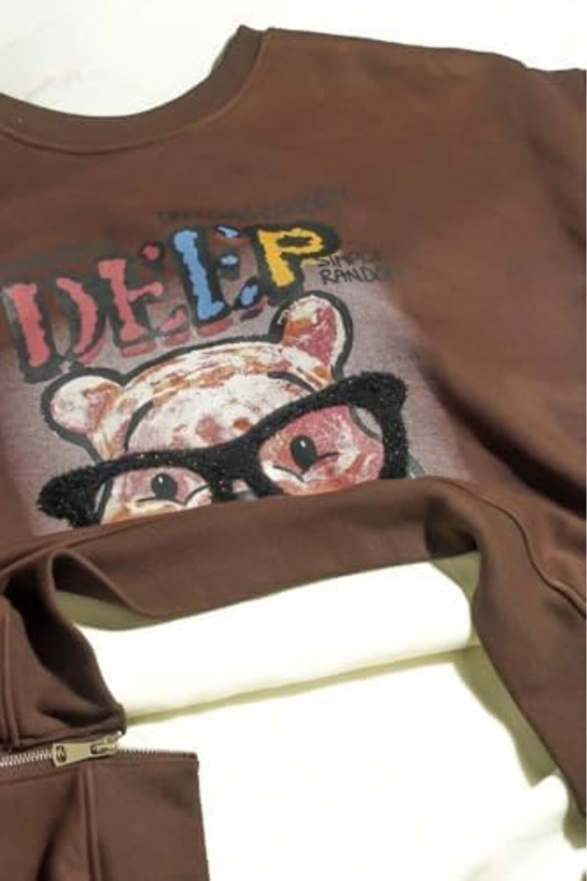 هوديس وبلوزات نسائية