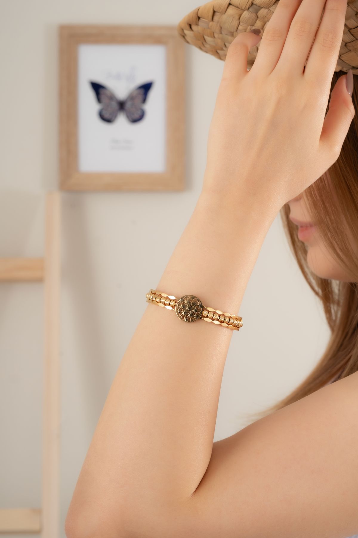 Finesa Jewelry Kadın Altın Sarısı Örgü Detaylı Yuvarlak Gövdeli Şık Bileklik