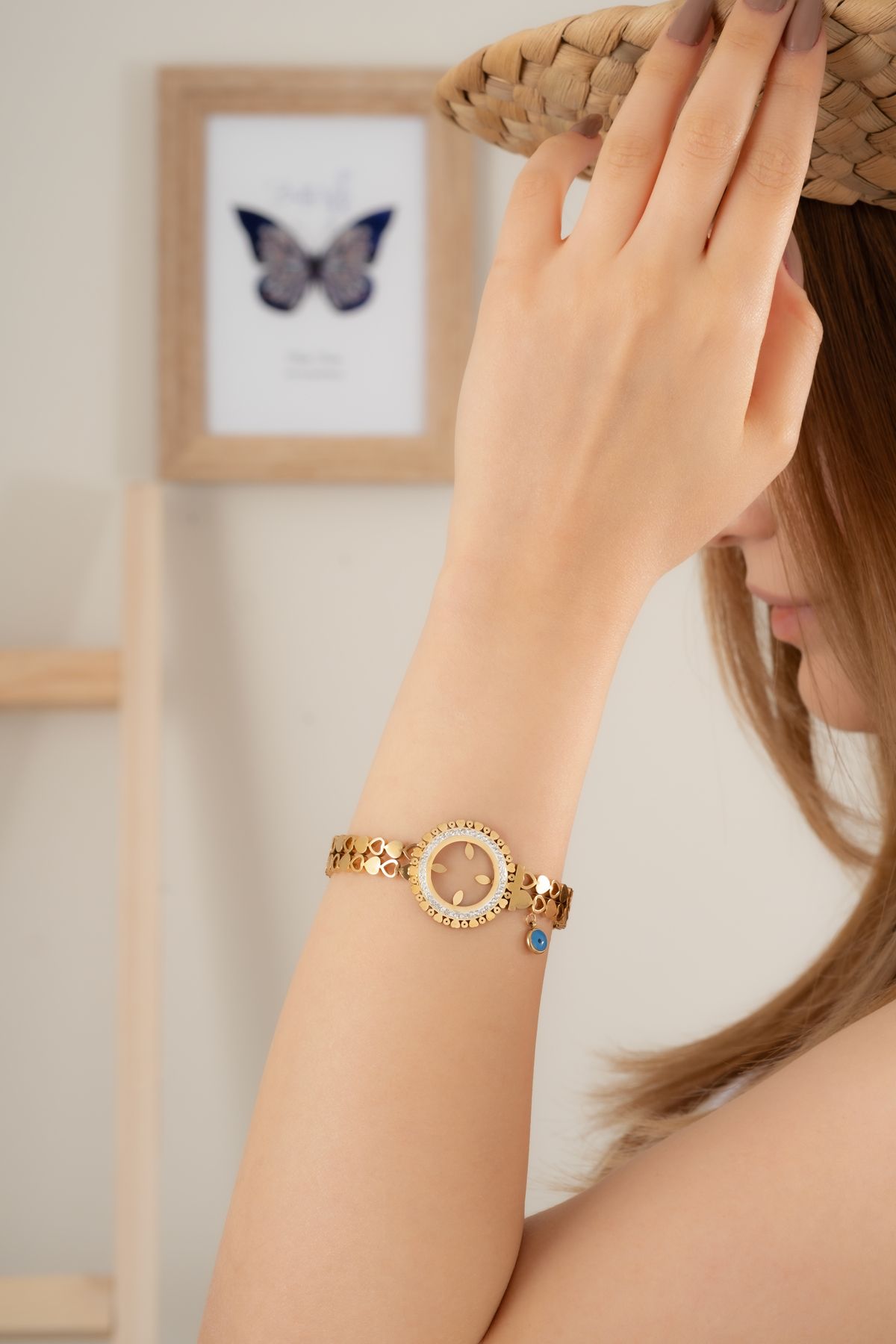 Finesa Jewelry Kadın Altın Sarısı Taş Süslemeli Nazar Boncuklu Şık Bileklik