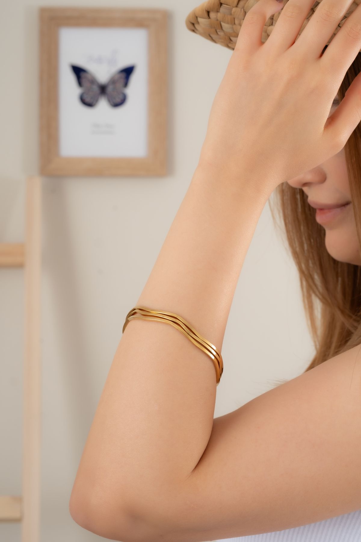 Finesa Jewelry Kadın Dalga Formlu Minimal Altın Sarısı Bileklik