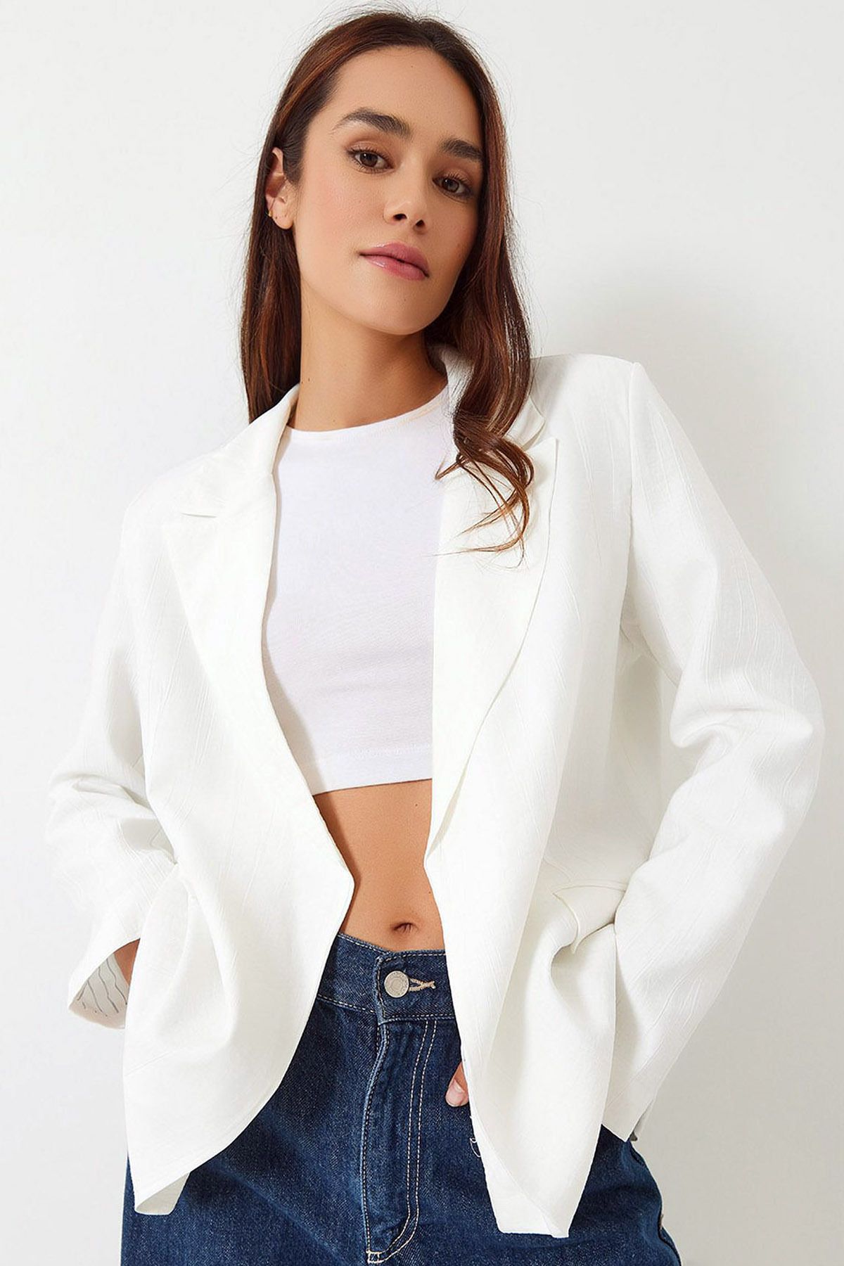 Ottawe Regular Fit Rahat Ceket Yakalı Uzun Kol Kapaklı Cepli Vatkalı Düğmesiz Tarz Casual Çilek Kumaş Ceket