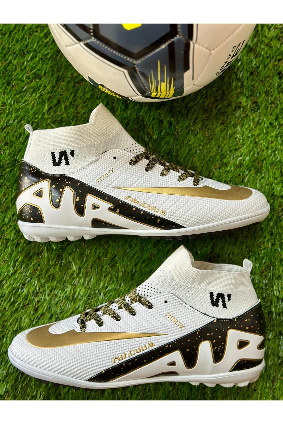 RUNSTEP TRİKO ÇORAPLI HALI SAHA FUTBOL AYAKKABISI