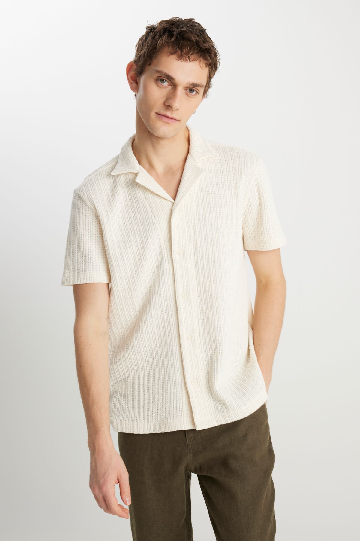 WRANGLER Relaxed Fit Geniş Kesim Bej Gömlek