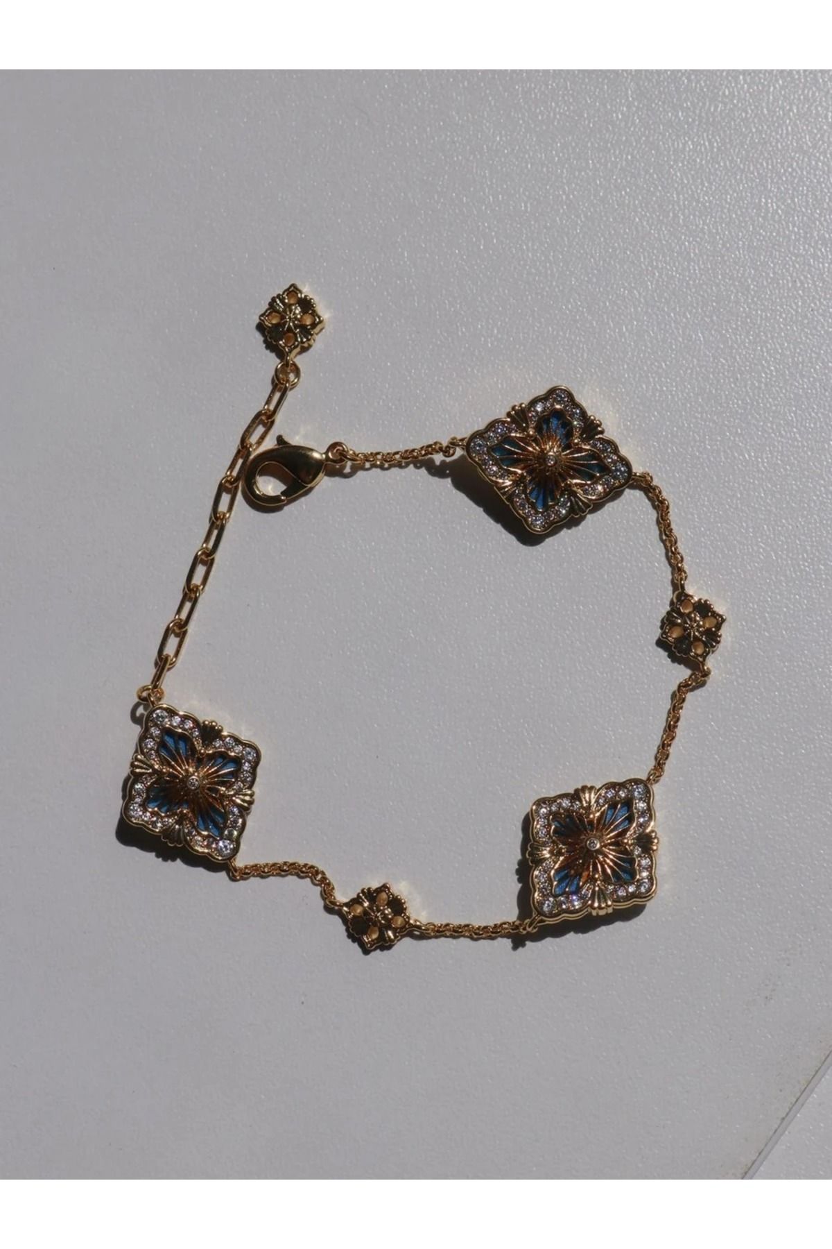 Reorah Collection Çiçek Desenli Çift Taraflı Bileklik