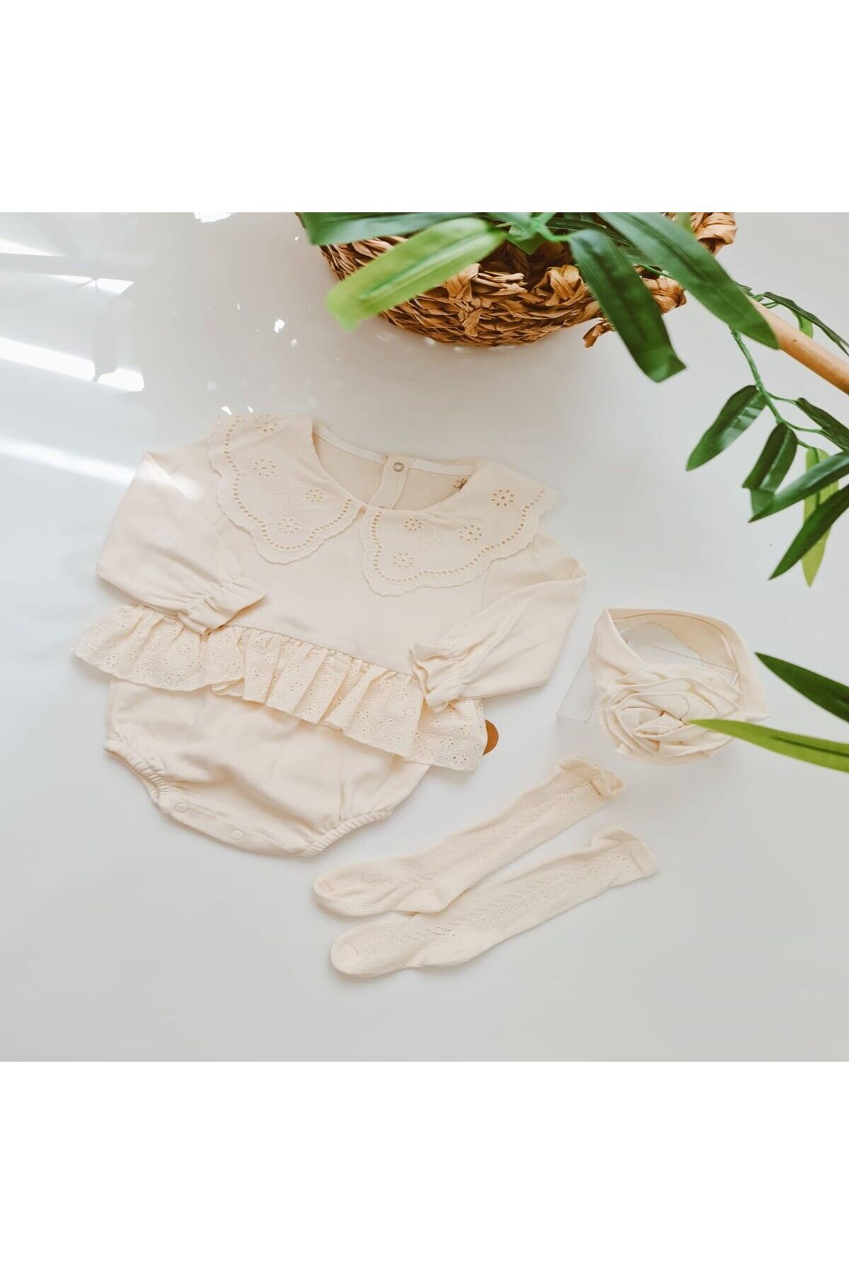 COLORFULLCLİPS Krem Corapli Romper Bandana Set-9-12 ay