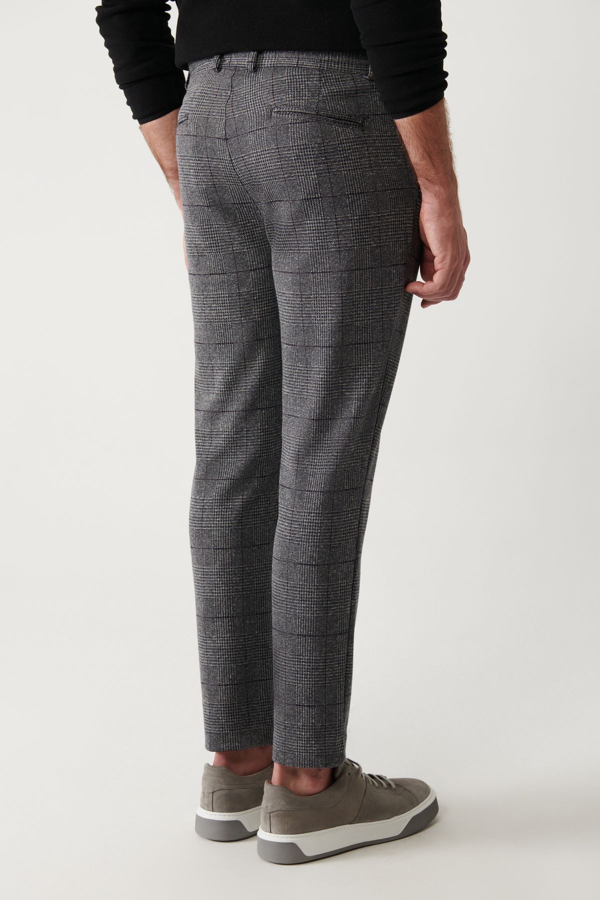 Avva-Men's Black Side Pocket Plaid Soft Button Knitted Chino Pants A32Y3075 5