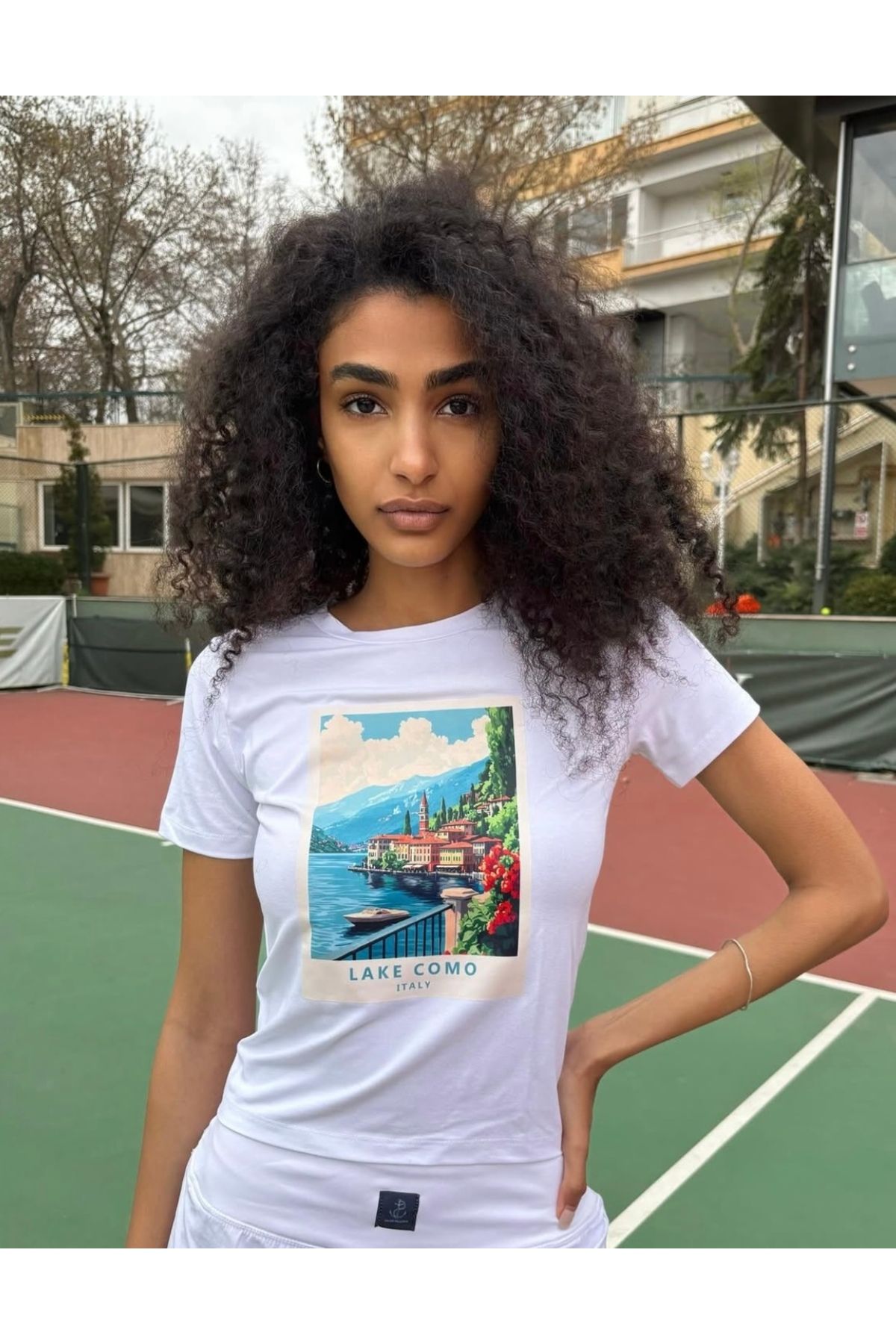 Seren Erdoğan Lake Como Tişört