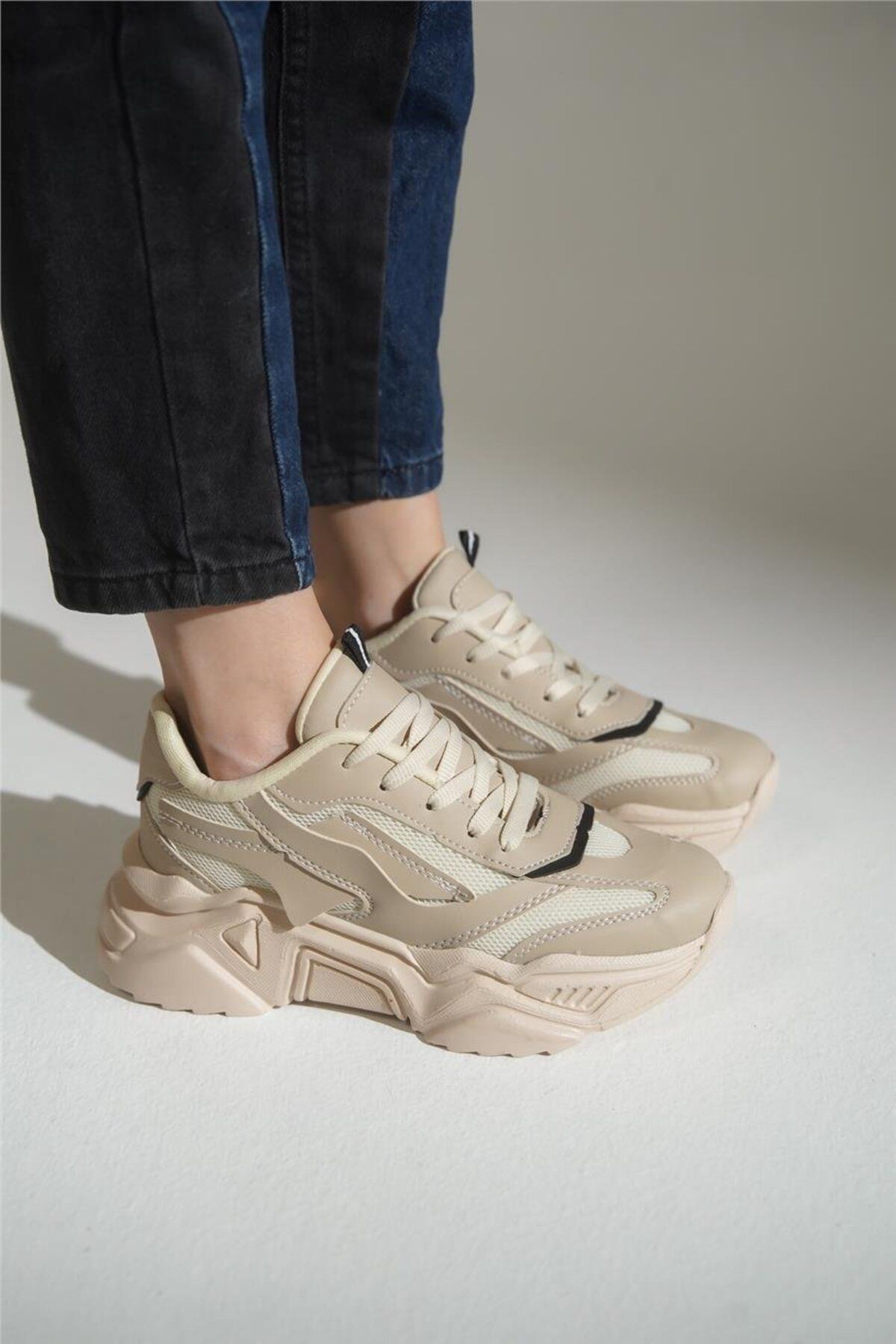 lovitto Yüksek Tabanlı Bağcıklı Spor Ayakkabı Sneaker