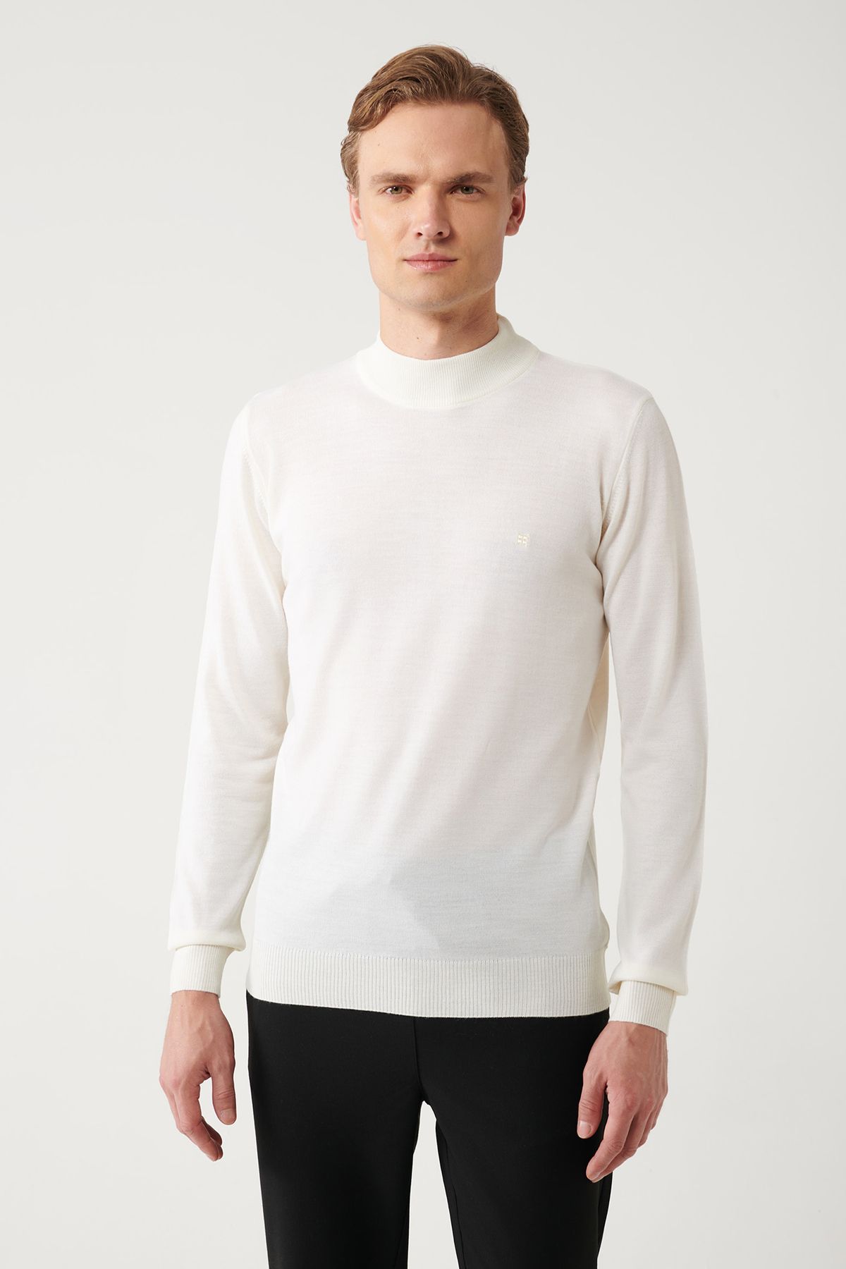 Avva-Herren-Strickpullover mit halbem Rollkragenpullover und Wollmischung in Ecru B 005015 3