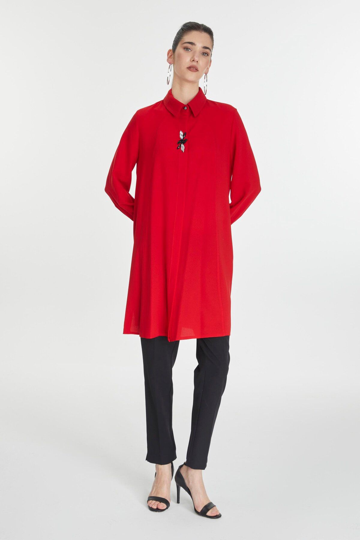 Zühre-Red Tunic with Brooch and Hidden Buttons T-1415 5