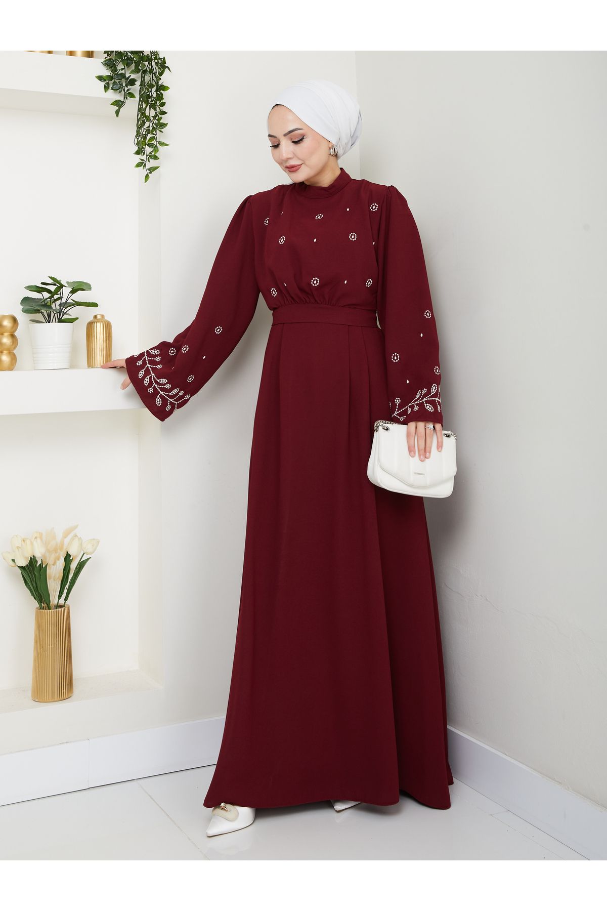 EFSUN MODA KADIN TESETTÜR NAKİŞLİ ELBİSE BALAMALI
