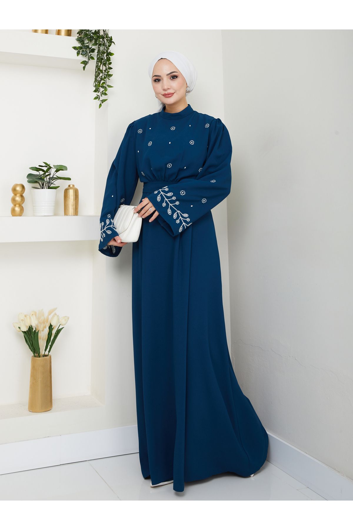 EFSUN MODA KADIN TESETTÜR NAKİŞLİ ELBİSE BALAMALI