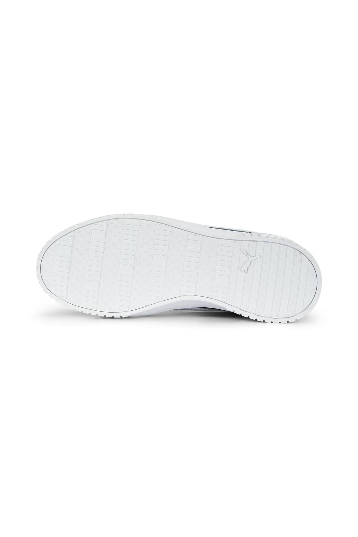 Puma کارینا 2.0