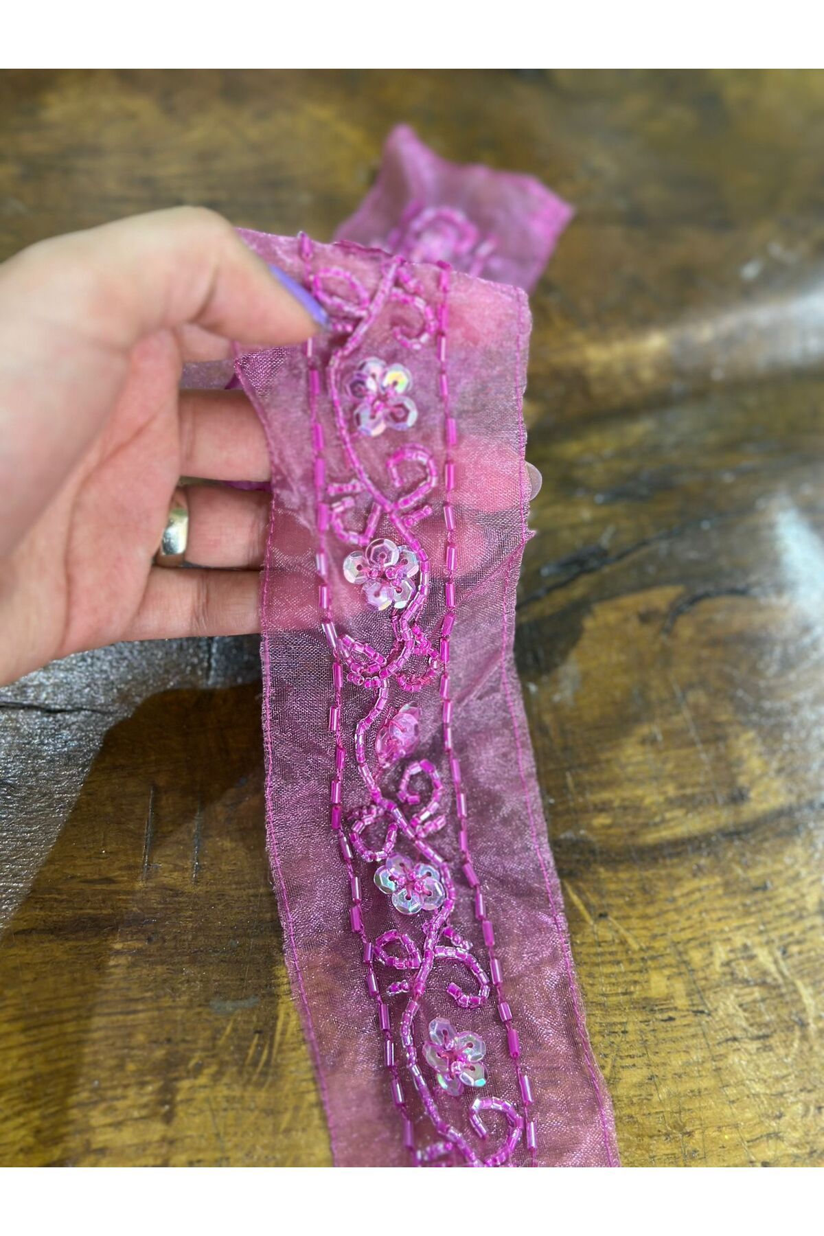 Gönülden Tasarım PEMBE BONCUK İŞLEME TASARIM ARMA DİKİŞ APLİKE 41X3 CM