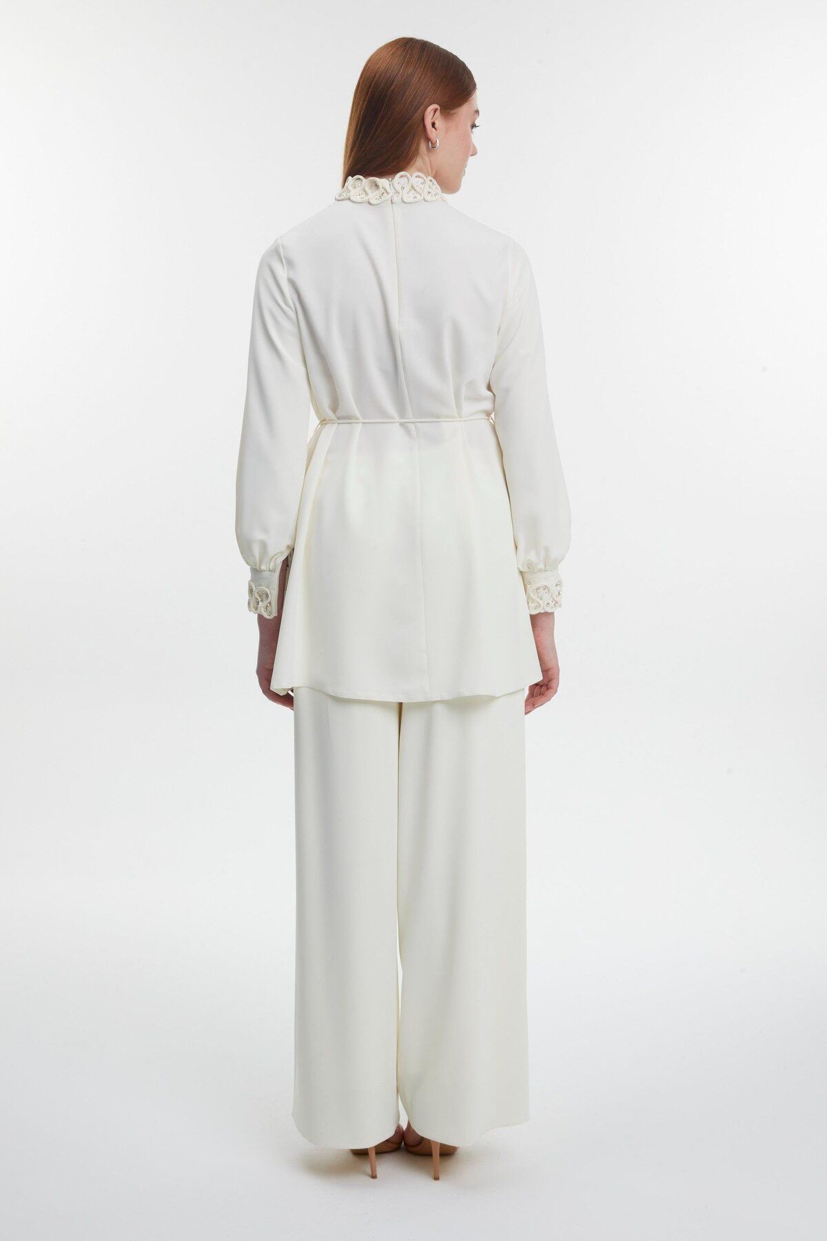 Zühre-Ecru Blouse with Collar and Sleeve Detail B-0129 5