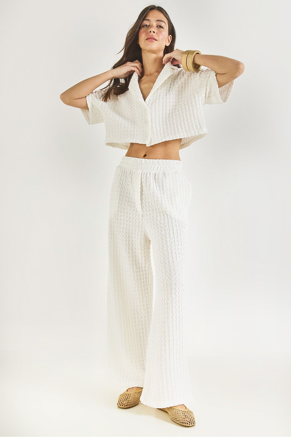 Bianco Lucci Kadın Gofre Crop Ceket Beli Lastikli Yüksek Bel Pantolonlu Alt-Üst Takım 9313 60281043