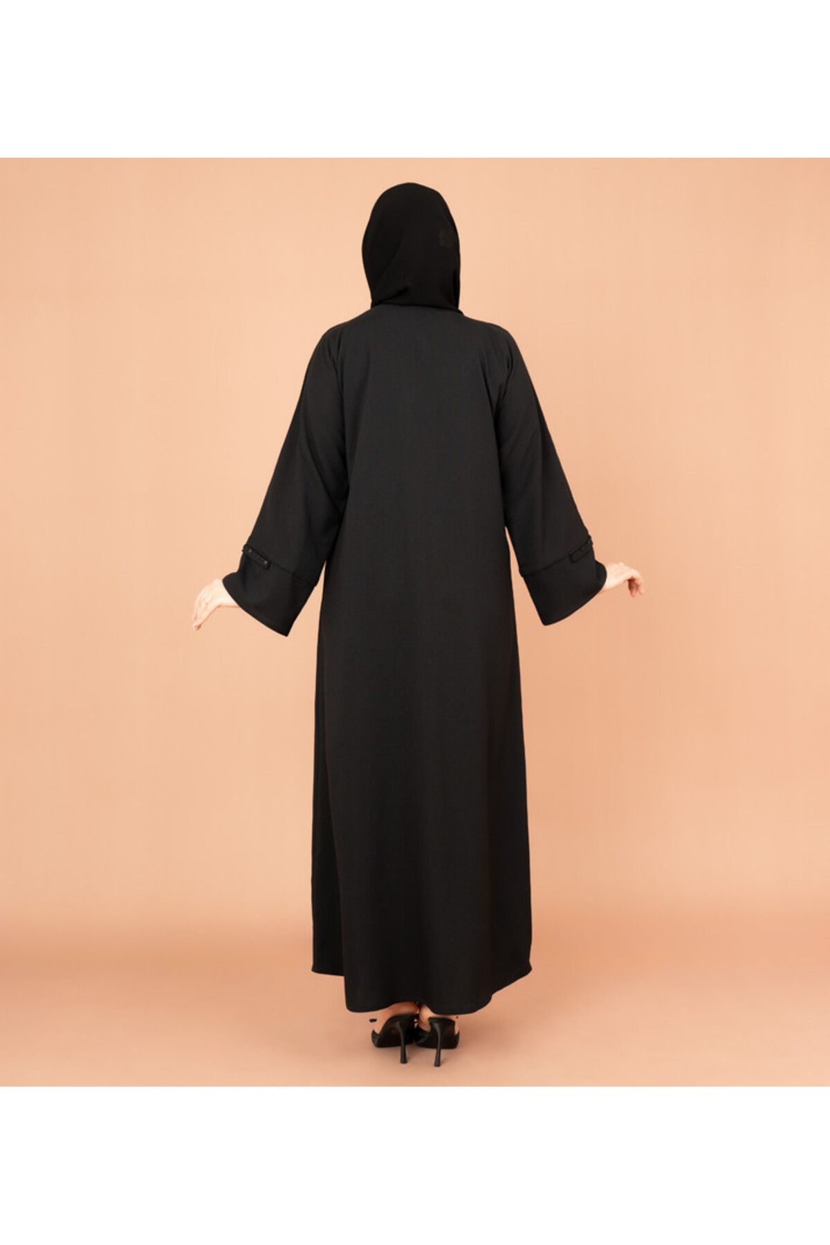 IKKXA-Modern Emirati Jalabiya with Pockets 4