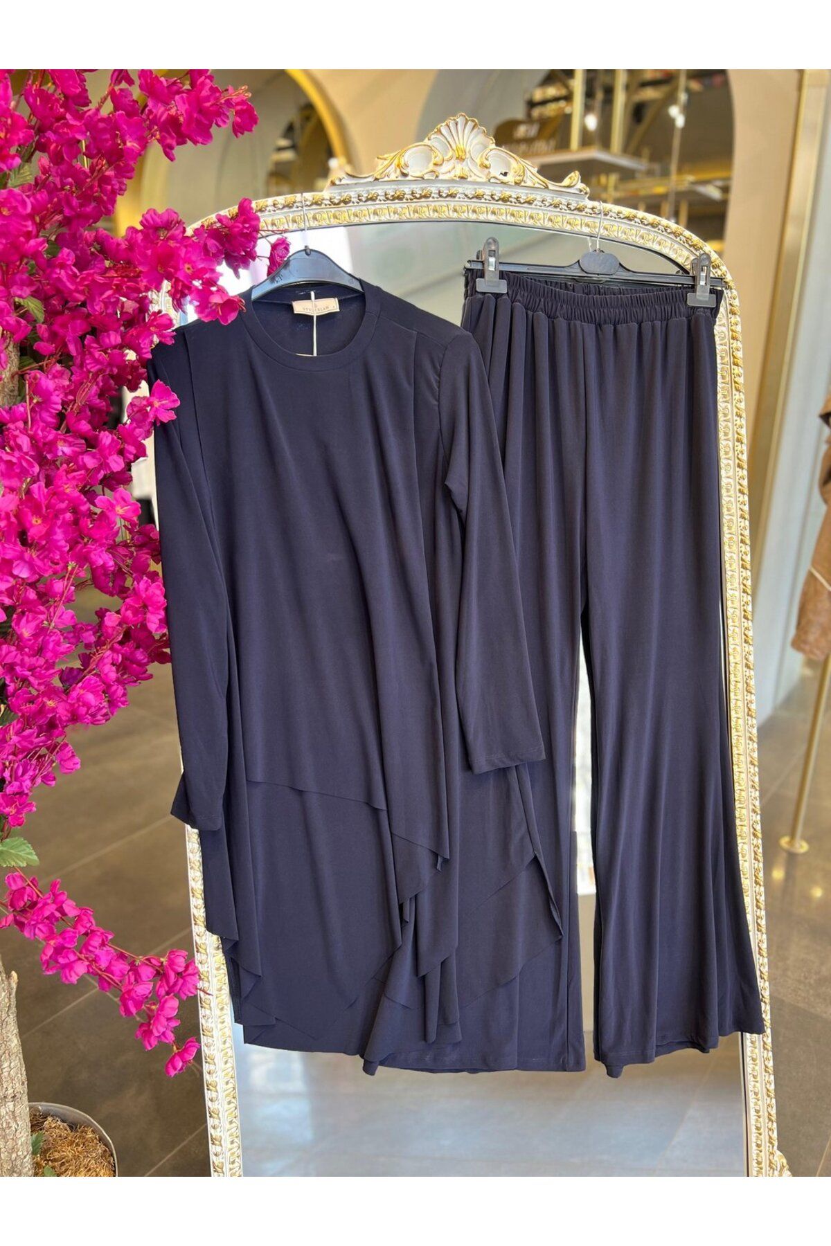 SERAP ESER EXCLUSIVE STYLE ELAN- İSPANYOL PAÇA LACİVERT BUZİ TAKIM