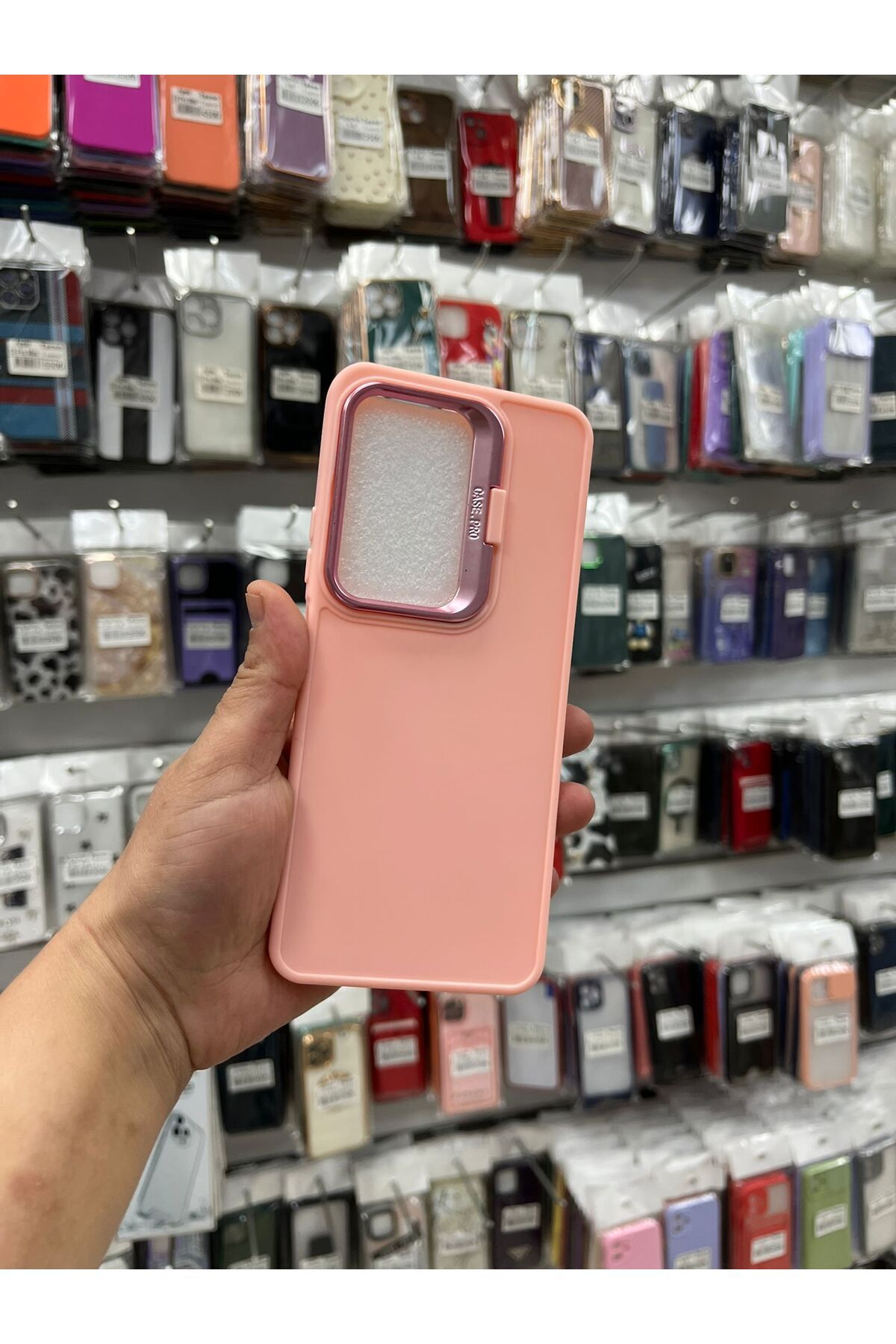 TECNOTREND GALAXY S25 ULTRA Stand Olabilen Tuşu Kolay Basmalı Lansman Kılıf