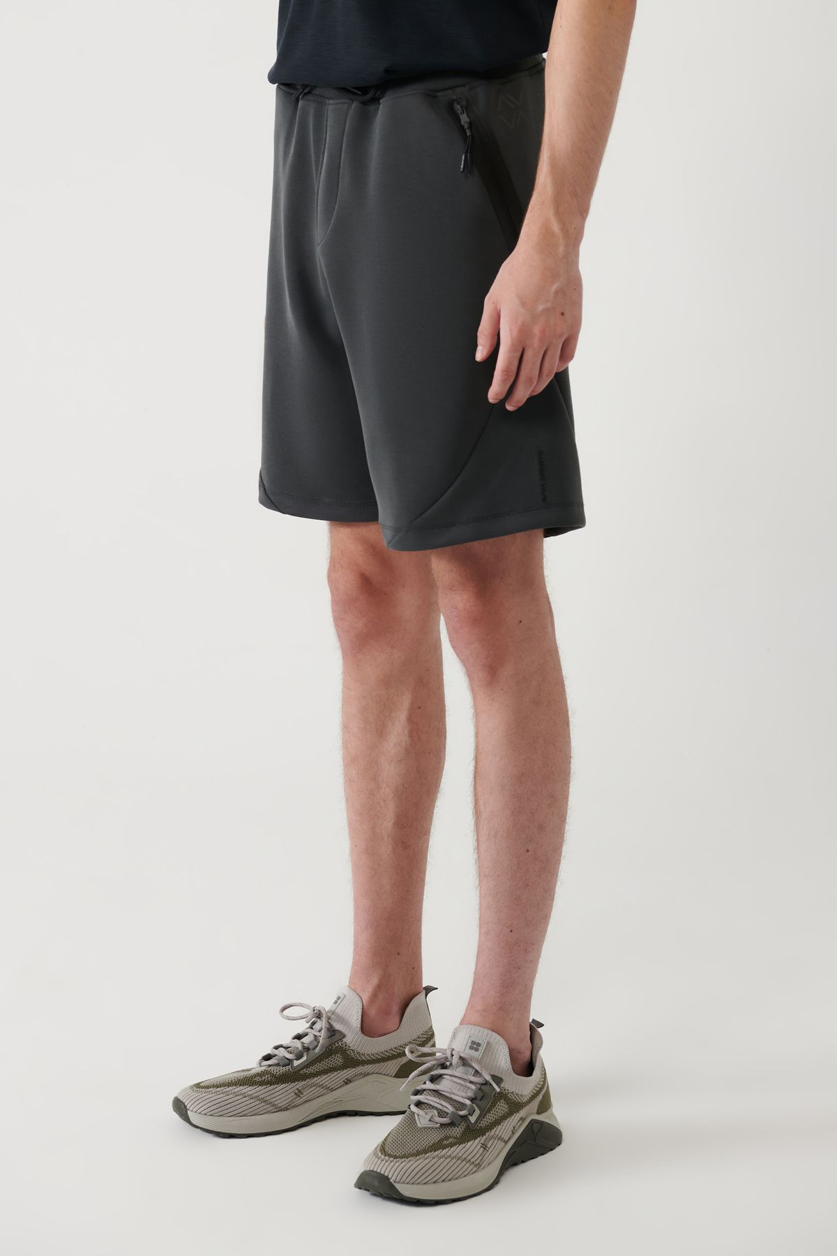 Avva-Men's Anthracite Soft Touch Side Pocket Segmented Shorts A41Y3600 3