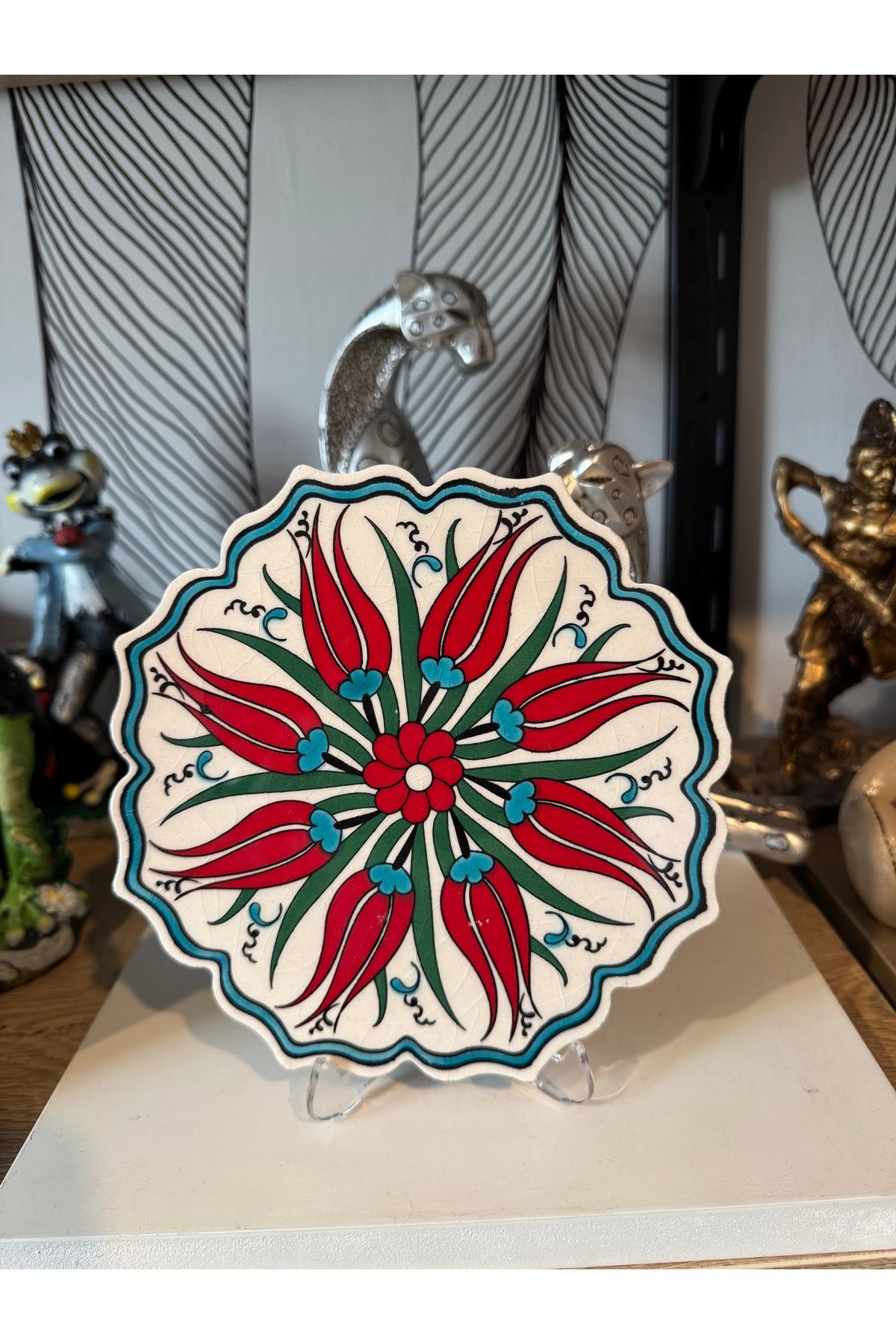Atak Hediyelik Seramik nihale lale desenli el yapımı 18x18 cm