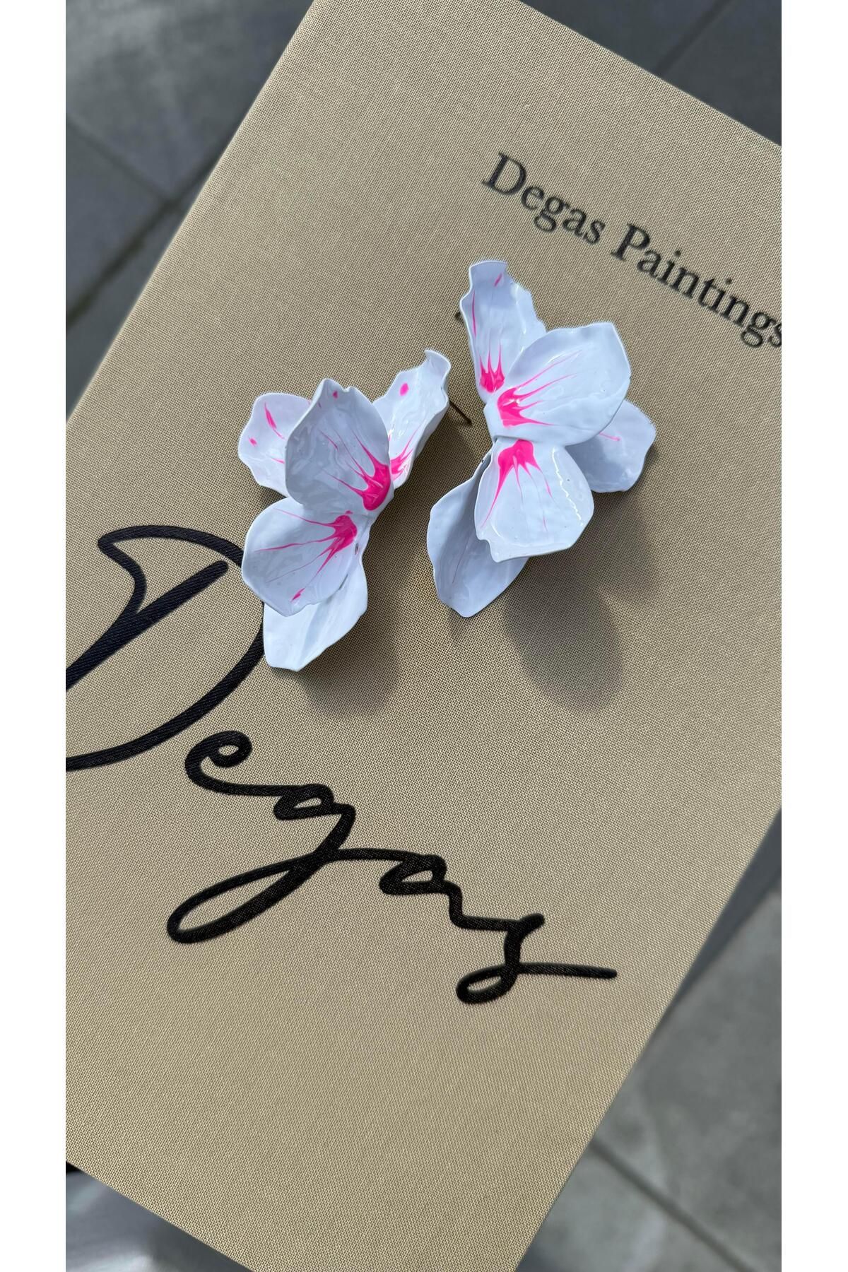 BY CANSU ACCESSORİES Flower küpe