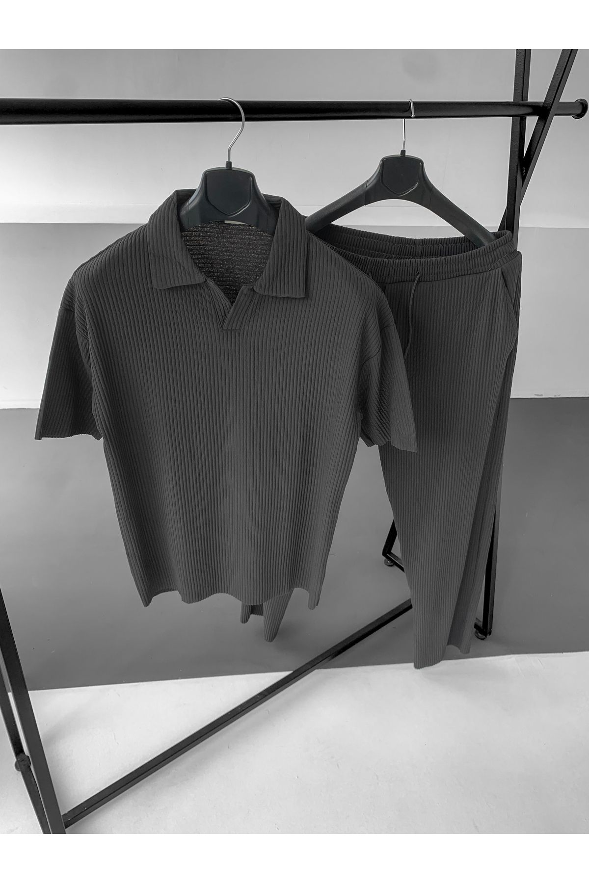 NO1 KONSEPT Antrasit Fitilli Ottoman Polo Yaka T-Shirt Pantolon Takım