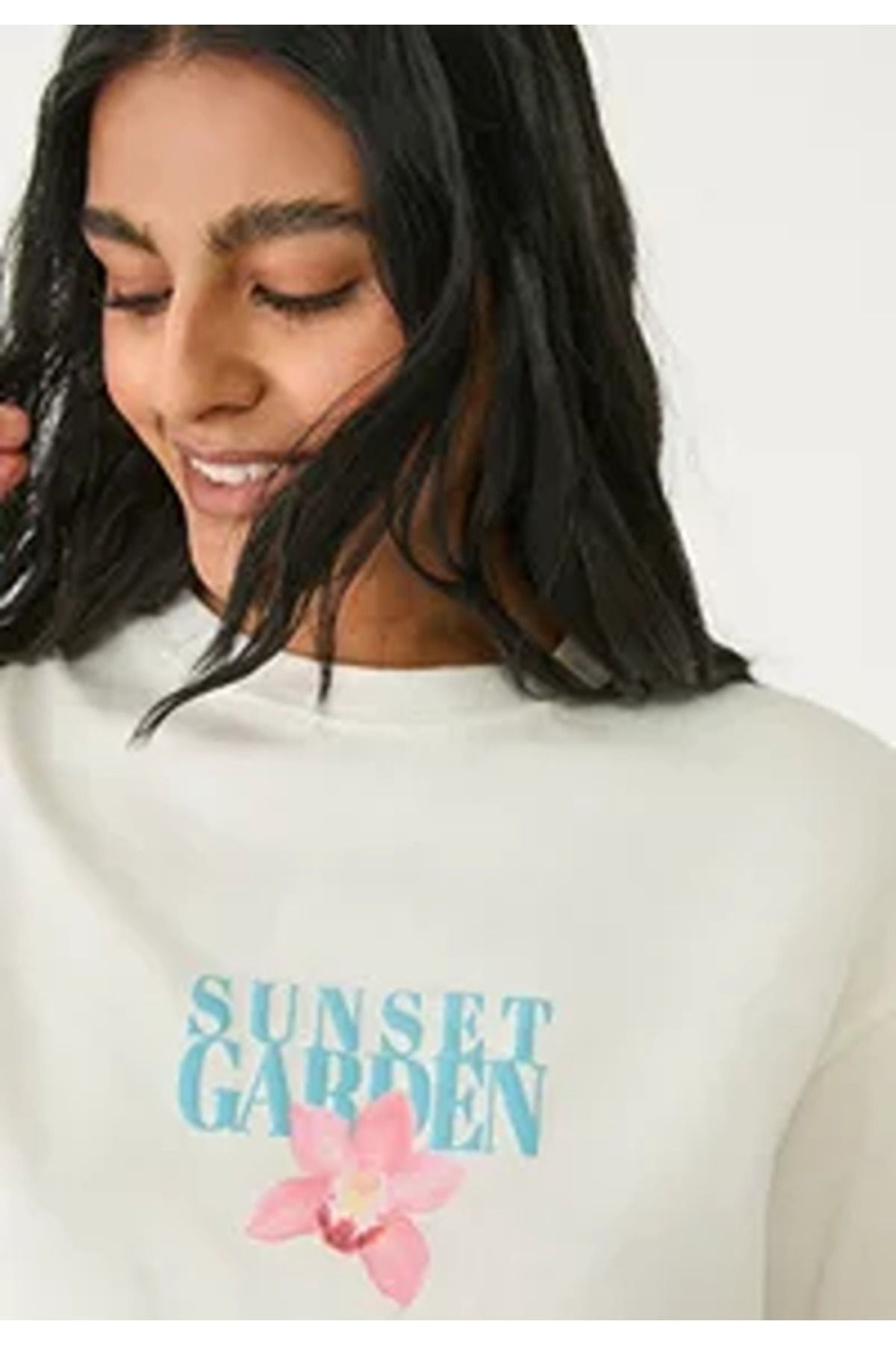 JANSO GROUP - KADIN PAMUKLU BASKILI KISA KOLLU TSHIRT 01