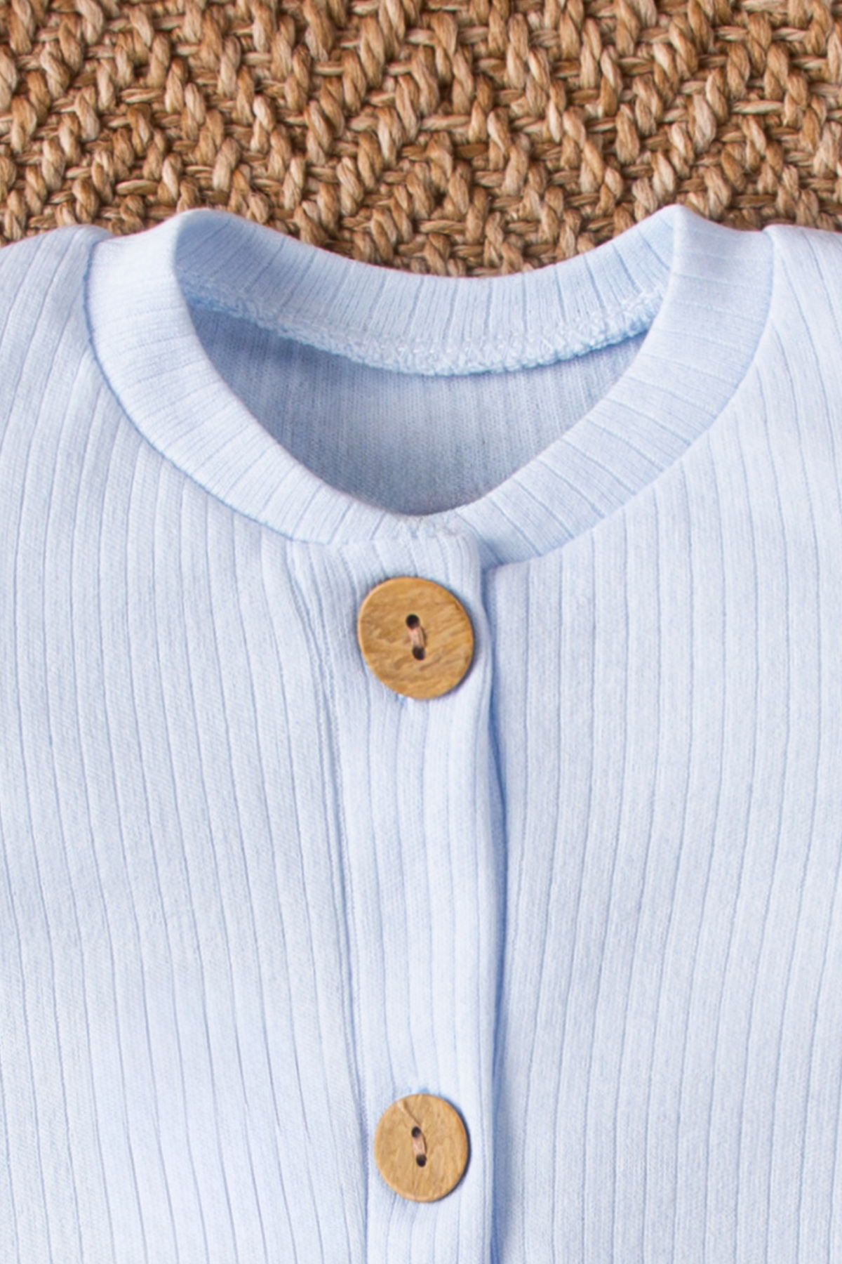 Mai Perla Kısa Kollu Tahta Düğmeli Organik Tulum Bebek Takım fotoğrafı 3 (önizleme)