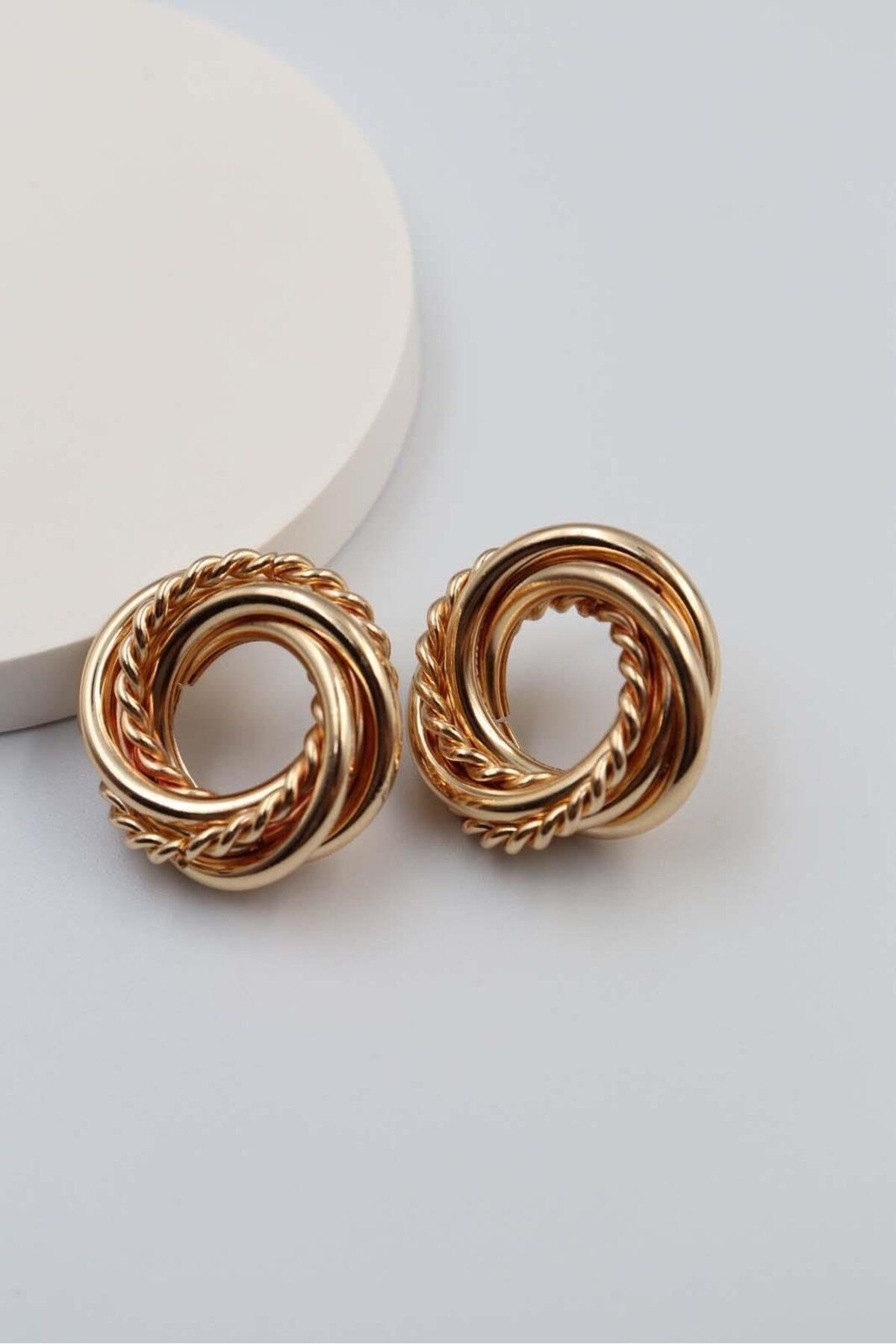 BY CANSU ACCESSORİES Passo Gold Küpe