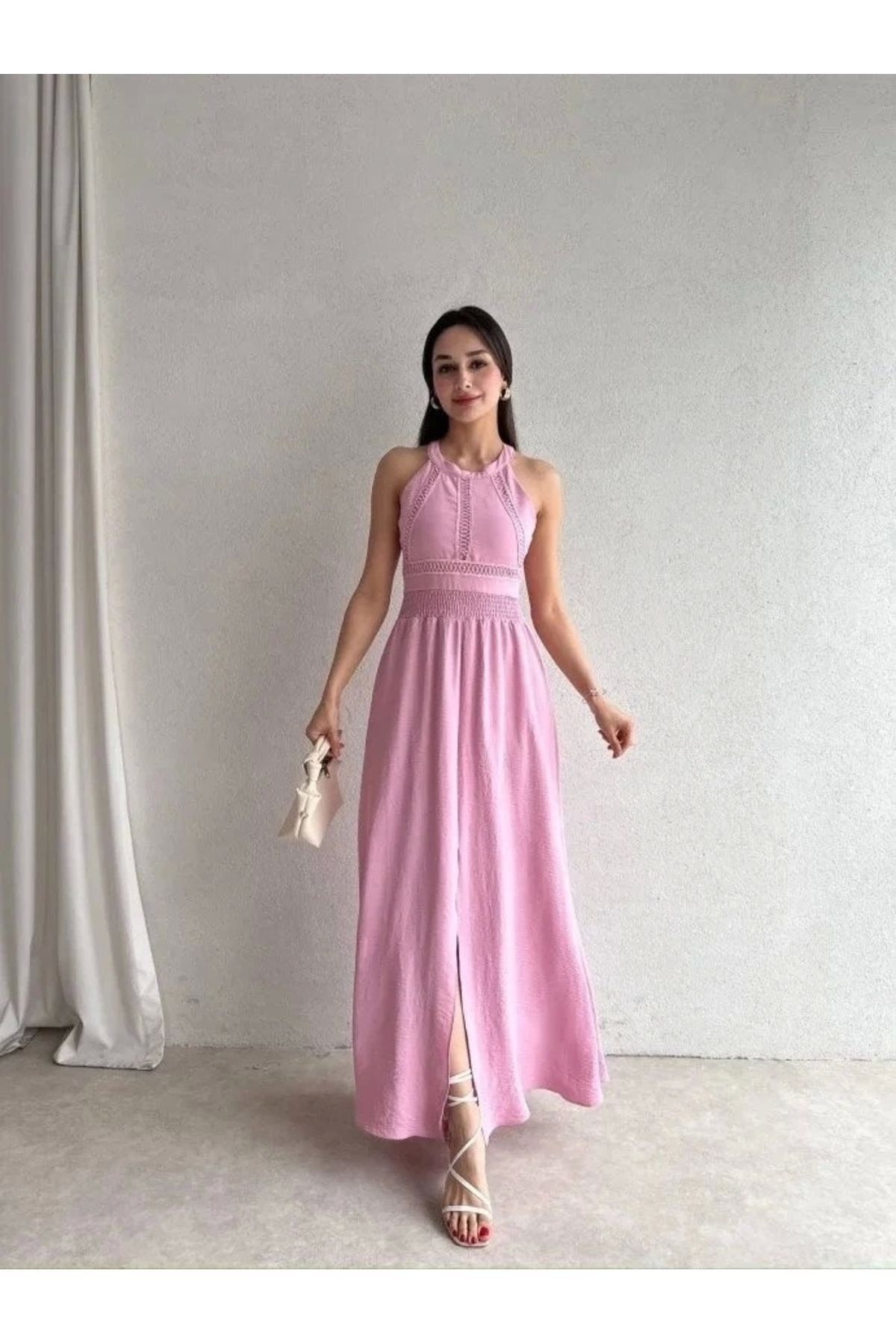 Butik Kadın Krinkil Kumaş Beli Gipeli Halter Yaka Maxi Boy Elbise