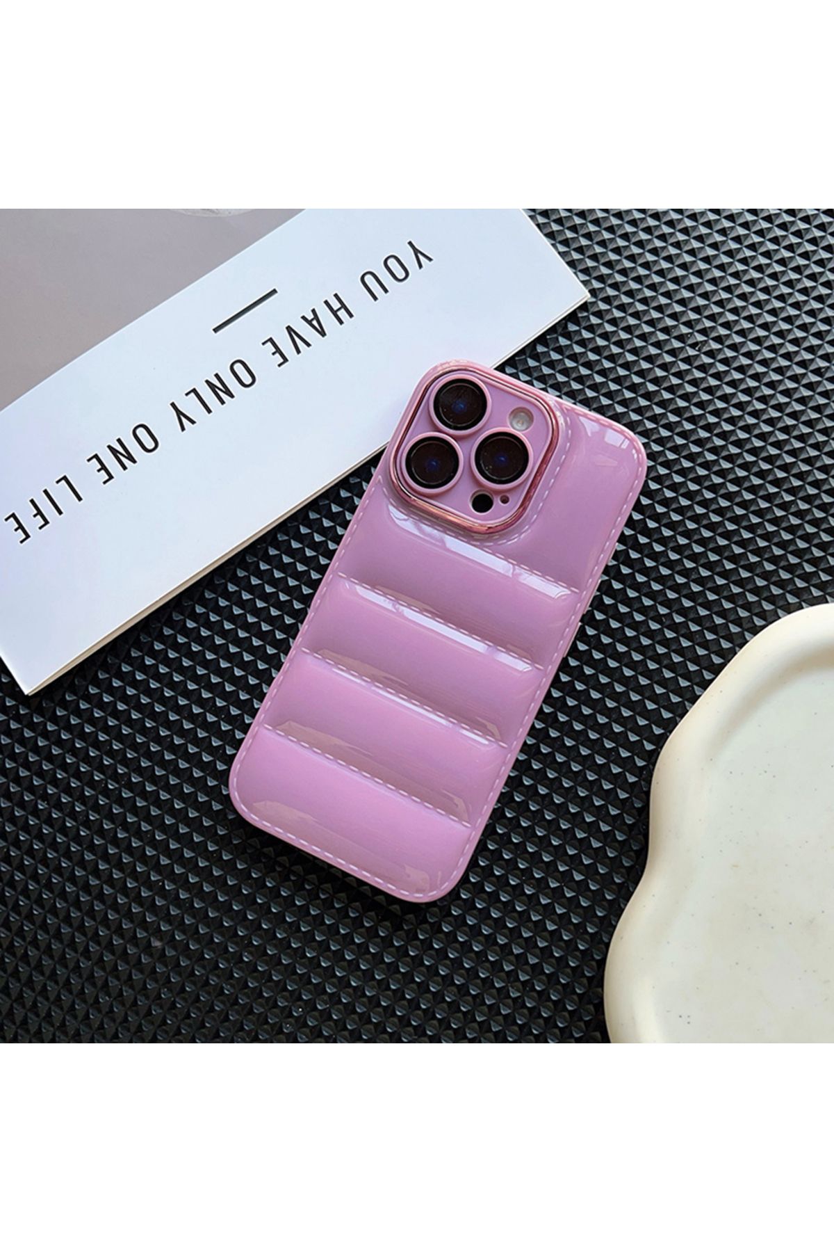 KOSO İPHONE 15 PRO MOR ÇİZGİLİ PUFF SİLİKON TELEFON KILIFI
