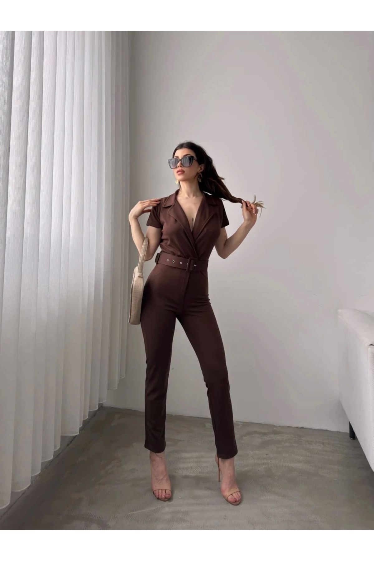 TakıDolabı Yakalı Beli Kemerli Tulum