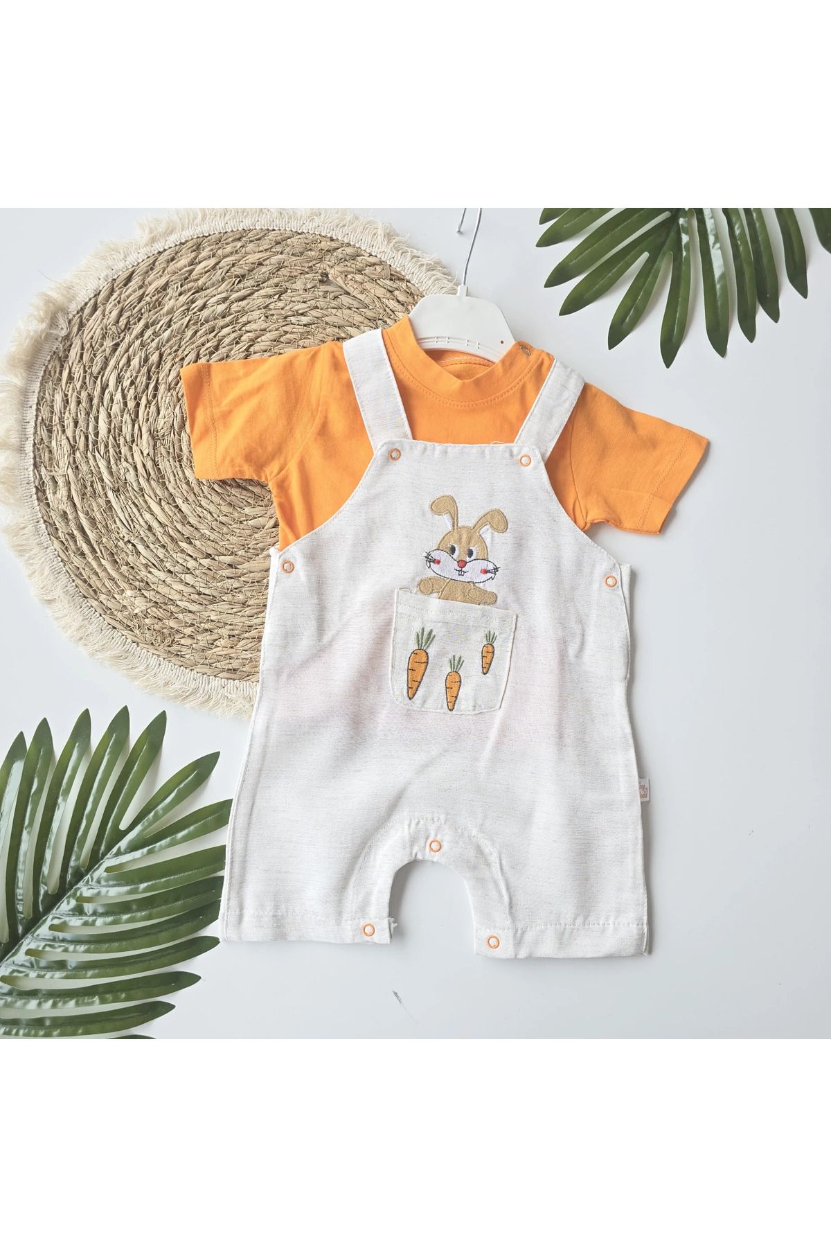 BEBEYOGİ Bebek Salopet Tavşan Baskılı Havuç Detaylı 6-24 Ay