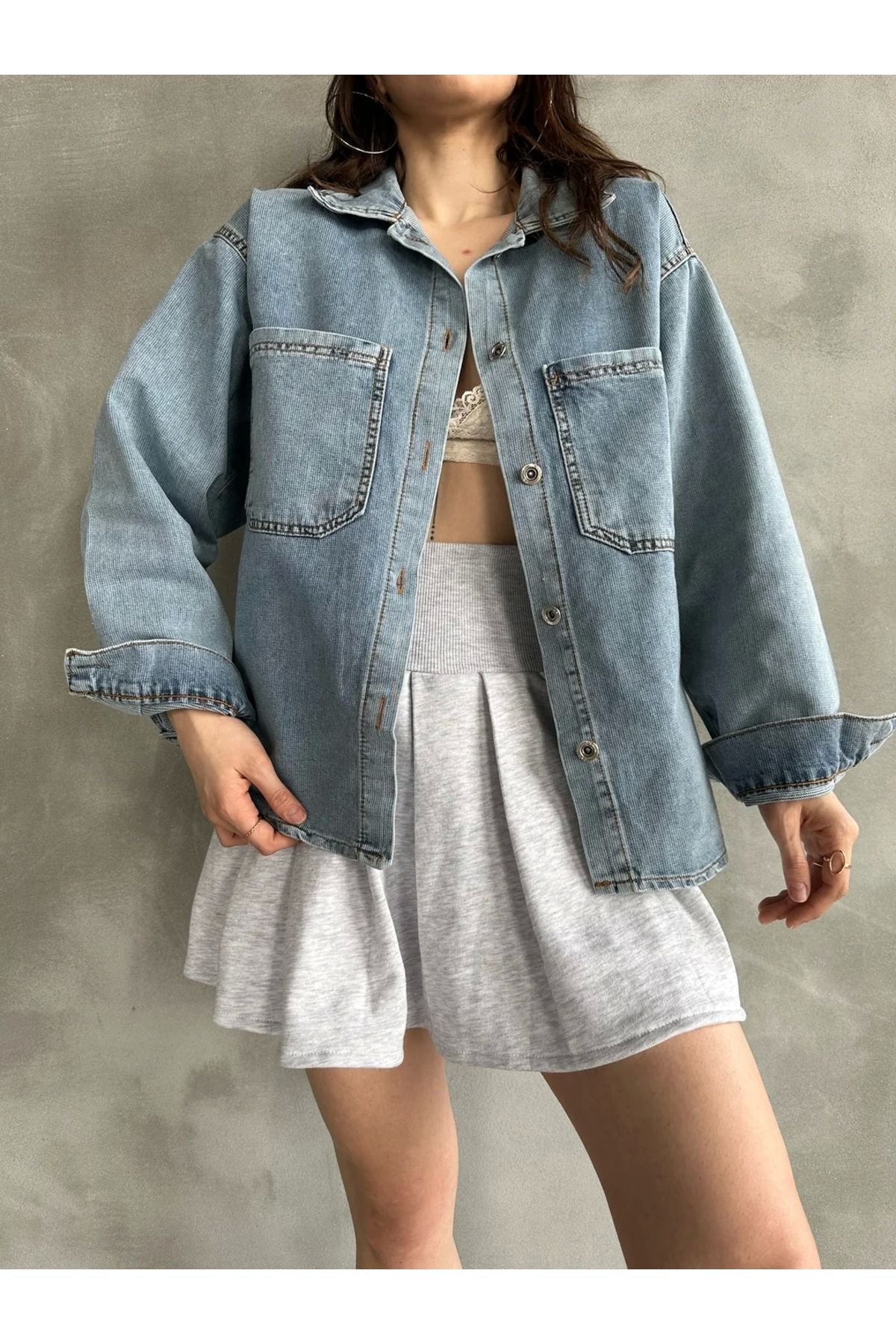 TakıDolabı Çift Cepli Oversize Denim Gömlek Ceket