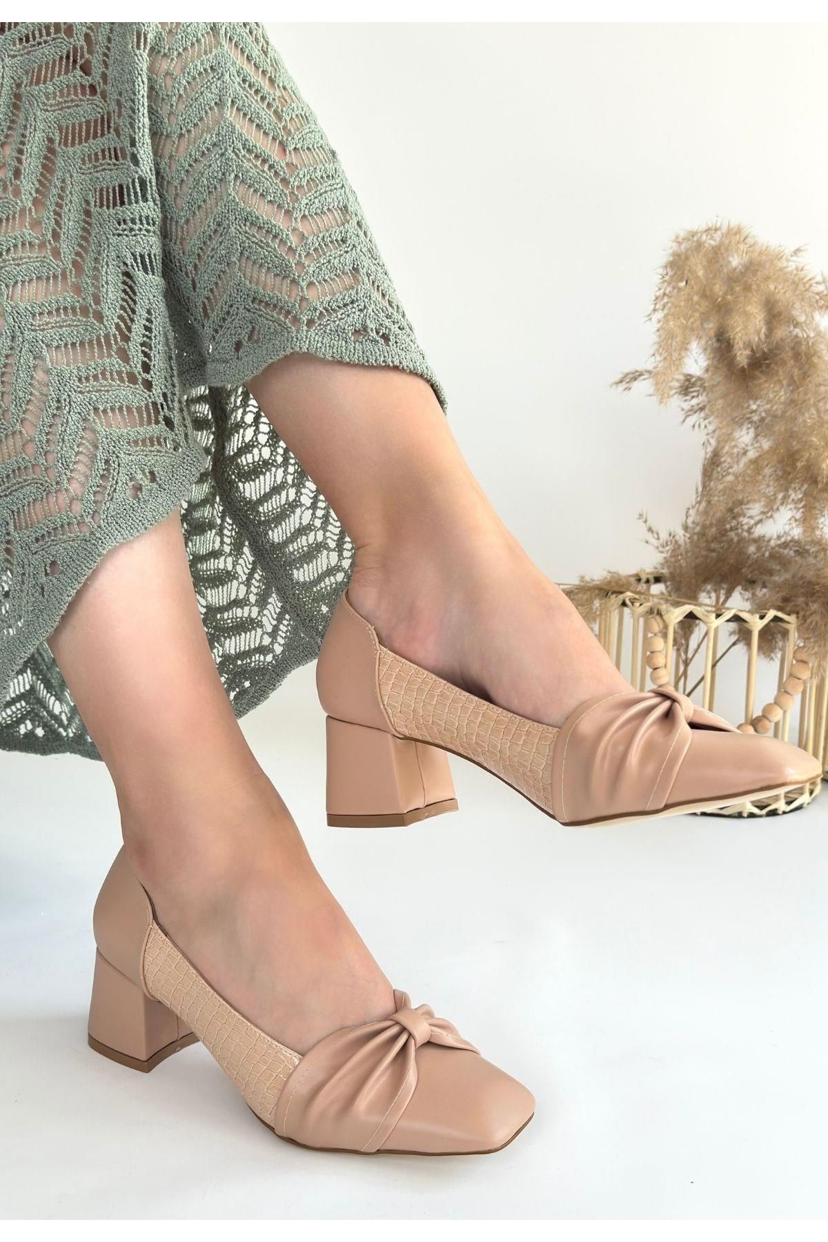 Nil Shoes Agnet Bej Cilt Topuklu Ayakkabı