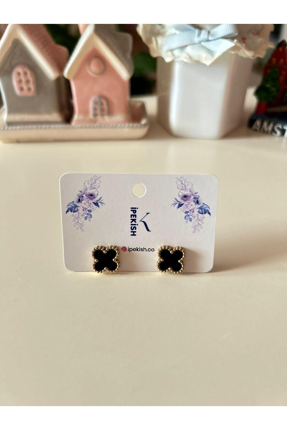 Cheecky Chic İpekish 2’li Siyah Van Cleef Model Küpe – Paslanmaz Çelik, İğneli, Modern ve Şık