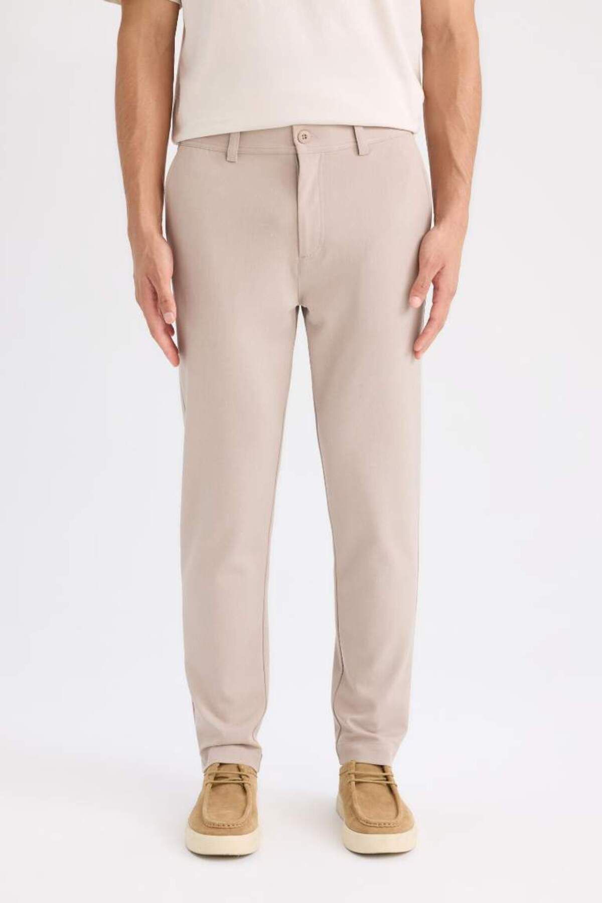 DeFacto Yeni Sezon Tailored Fit Normal Kesim Düz Paça Her Yöne Esneyen Yazlık Kumaş Pantolon