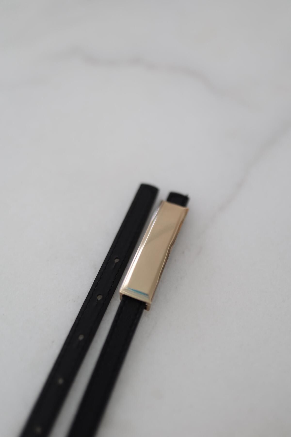HAZELANNA Gold Toka Siyah İnce Kemer