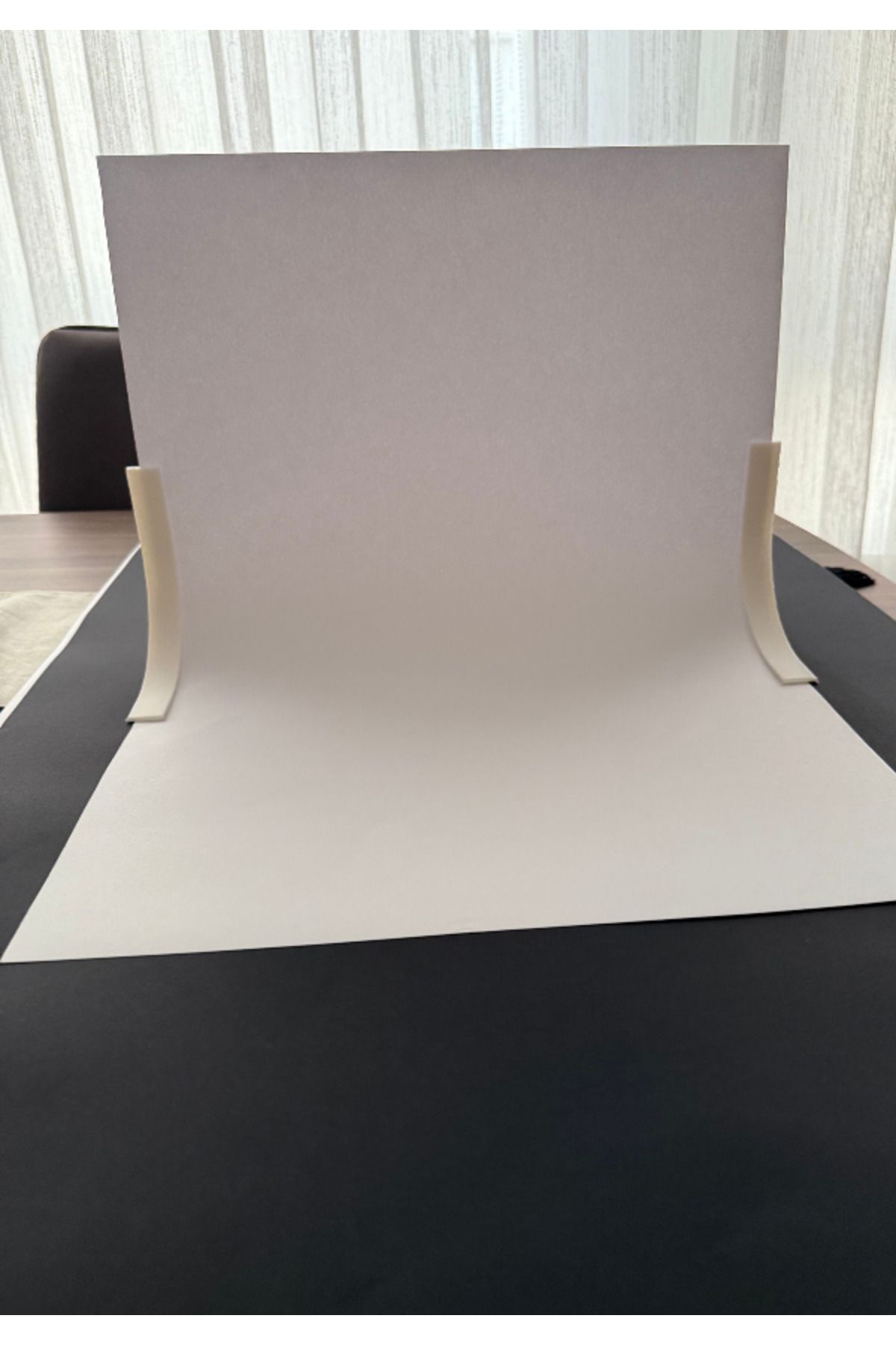 Madeora3D Softbox Fon Kağıdı Tutucu Aparat (2’li Set) - Ürün Fotoğrafı İçin 3D Arka Plan Kıvırma Ayağı