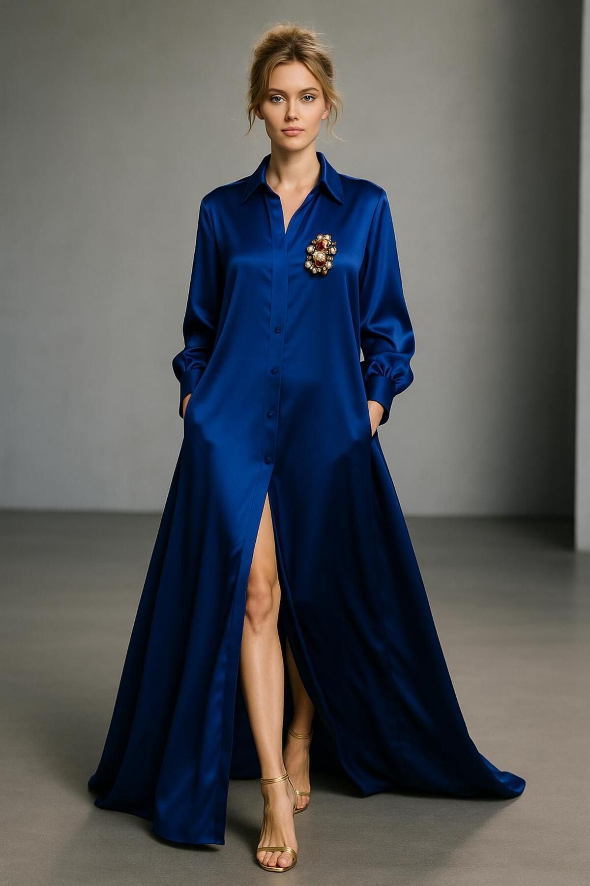 ROSELEAF DESIGN Patch Detaylı Saks Mavi Saten A-Form Maxi Gömlek Elbise