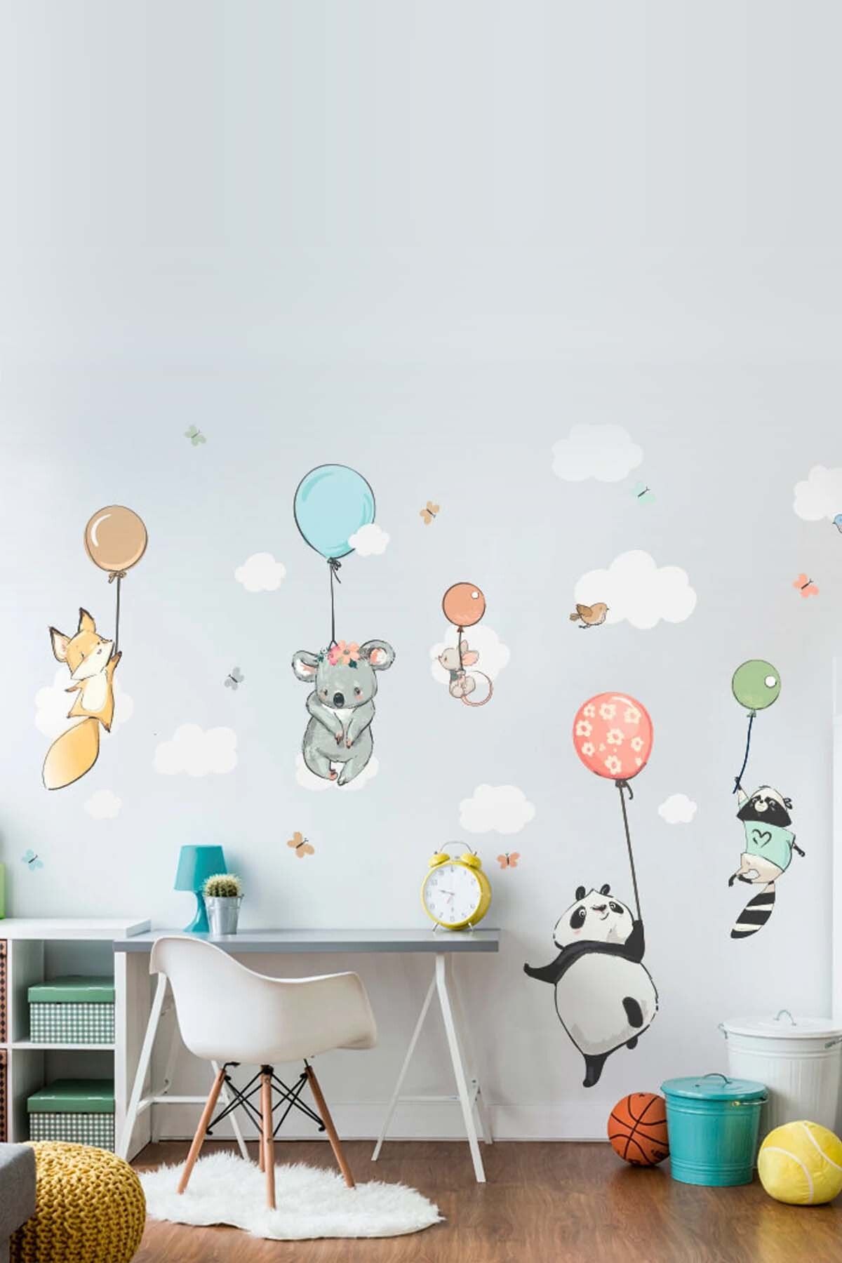 KT Decor Gökyüzü Rüyası Balonlu Karikatür Hayvanlar Çocuk Odası Duvar Sticker Seti