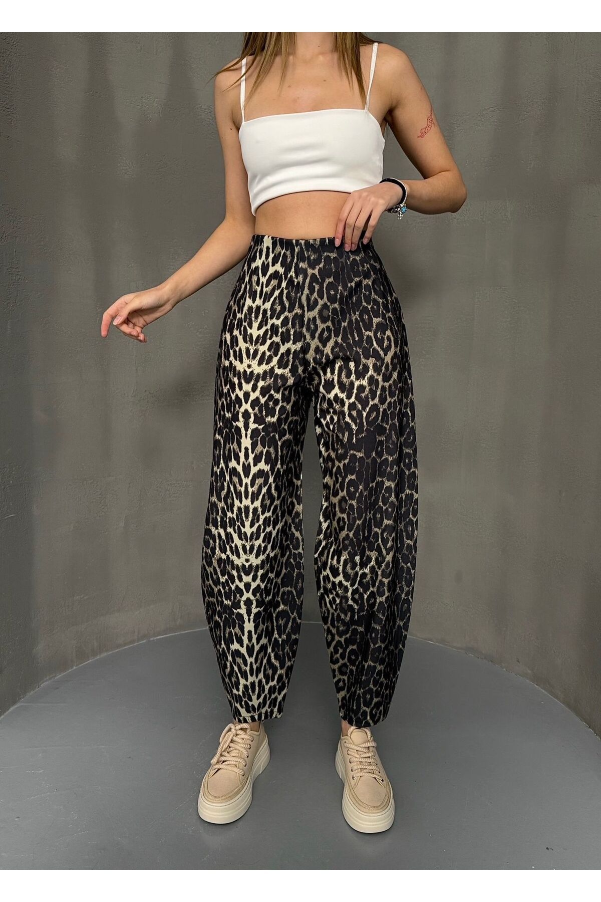 Wearflawless Leopar Desen Scuba Kumaş Şalvar Model Balon Pantolon, Leopar Pantolon