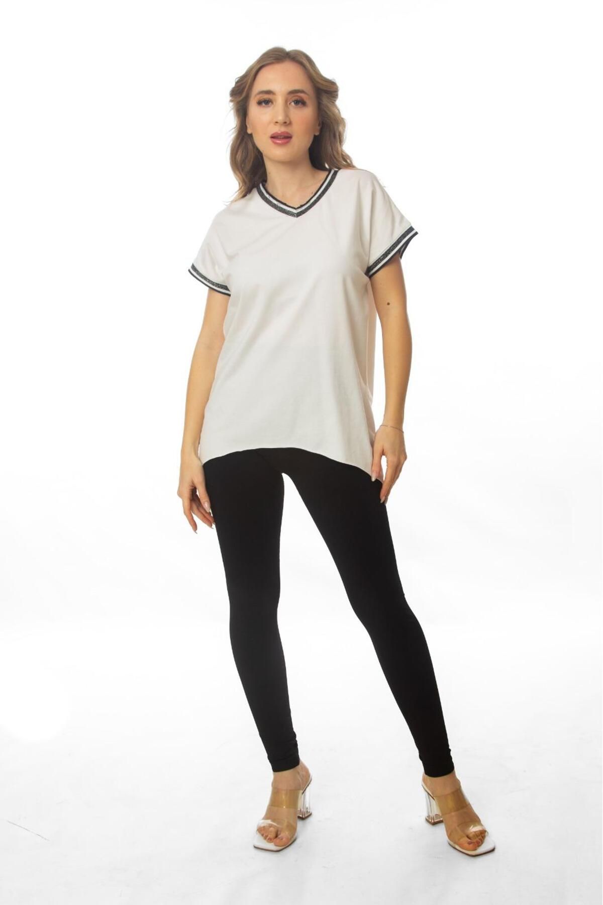SRANU V Yaka Siyah Beyaz şeritli T-Shirt