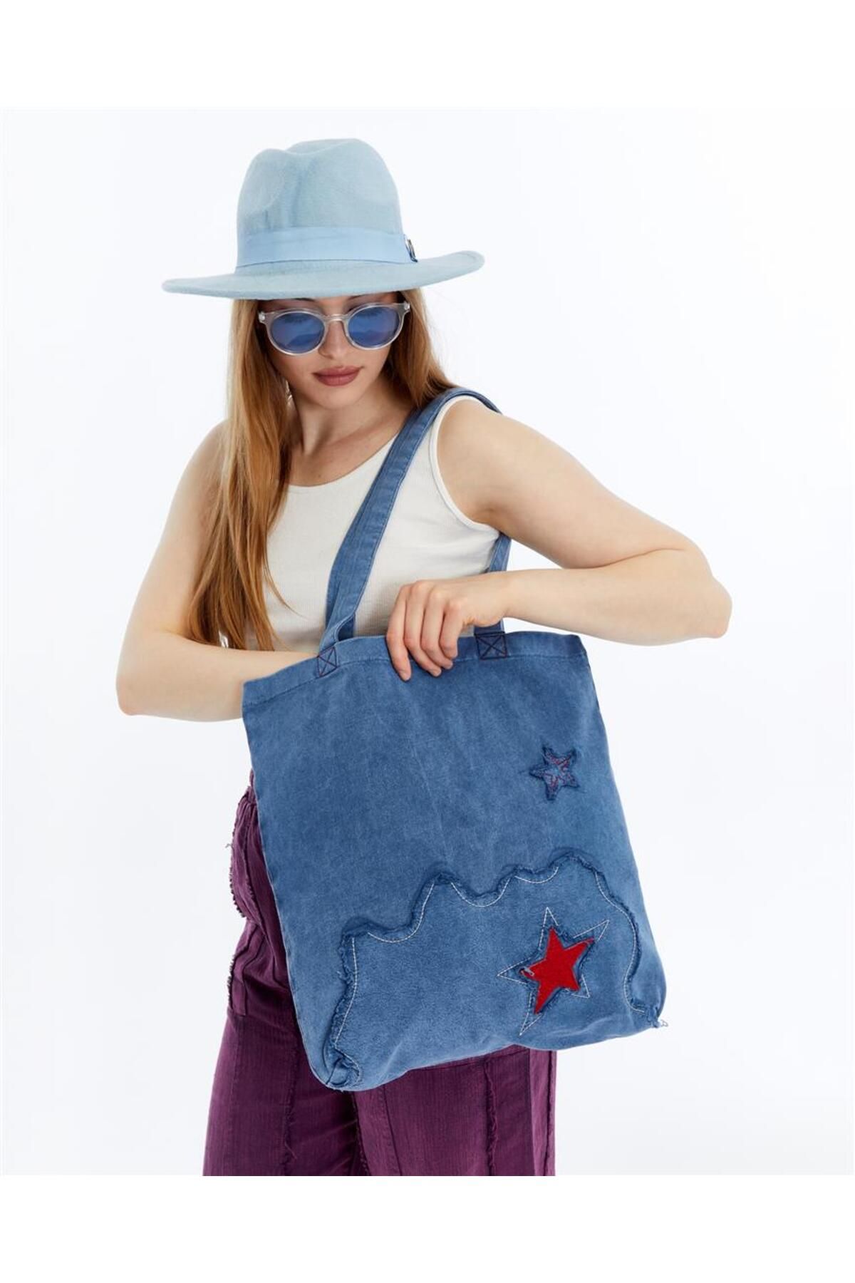S-Ponder Kırmızı Yıldızlı %100 Pamuk Çıtçıt Kapamalı Tote Bag Bez Kol ve Omuz Çantası