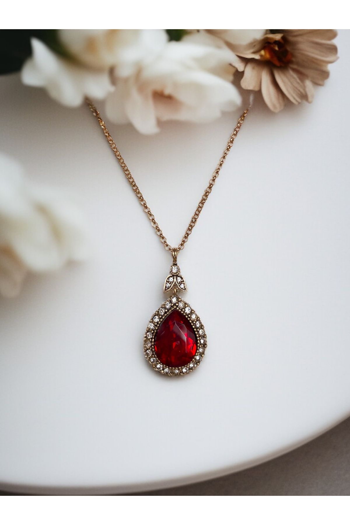 FAYRA ACCESSORIES Elmas Montür Kristal Taşlı Su Damlası Kolye