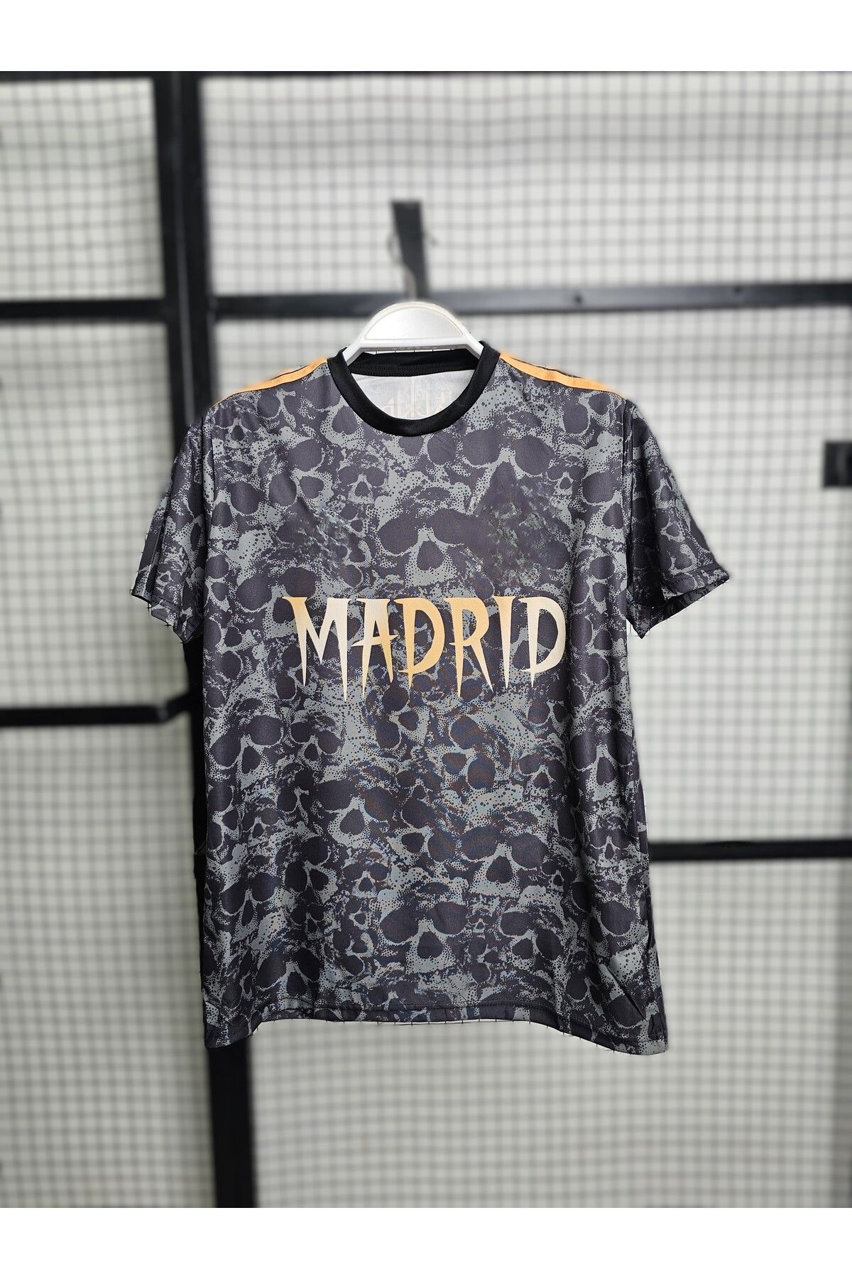 Lion Spor R'eal M'adrid Özel Tasarım Kuru Kafa Temalı Özel Konsept Forması