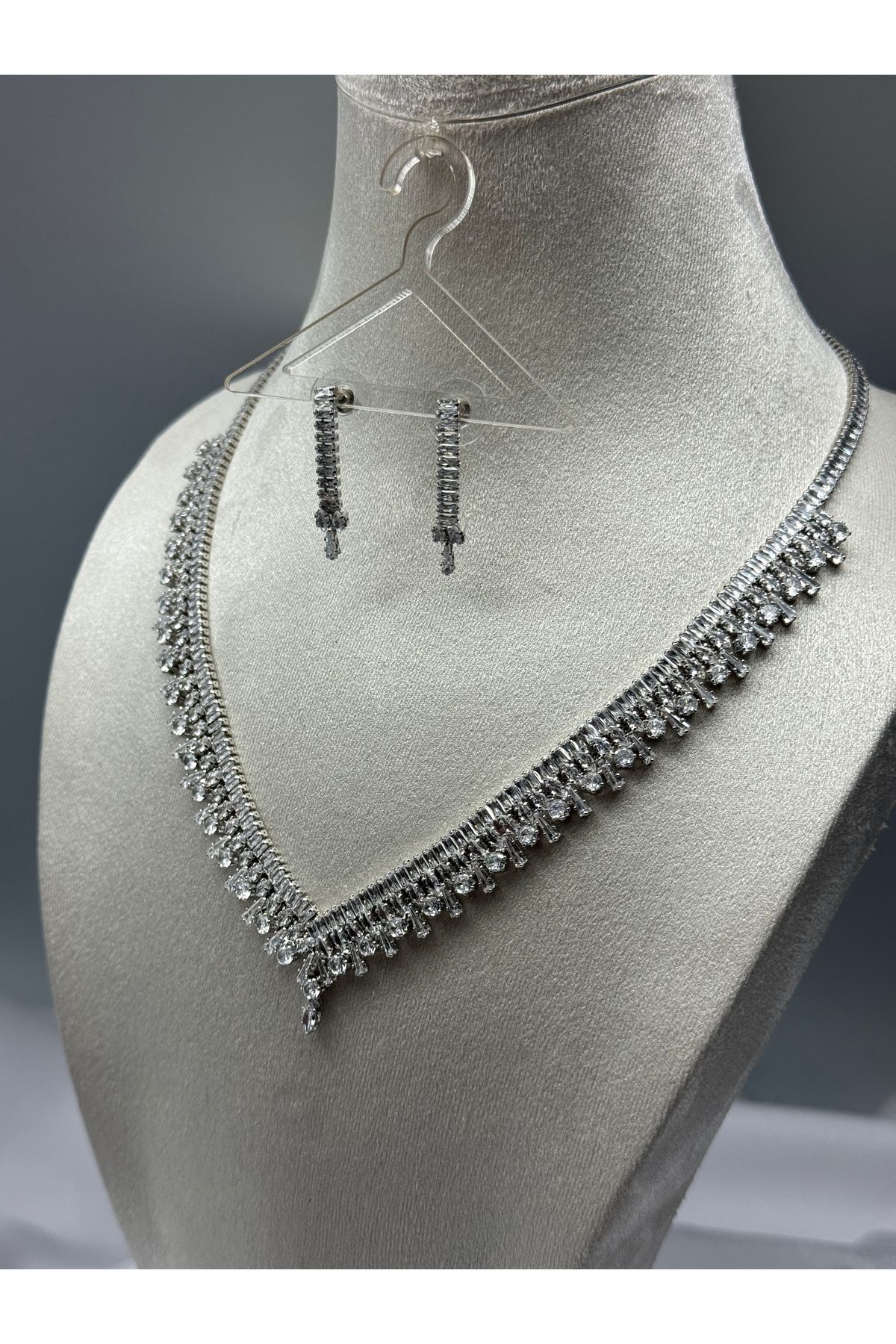 HADRA ACCESSORİES Yüksek Kaliteli Zirkon Taşlı Su Yolu Abiye Kolye Küpe Set Gelin Takı Seti Nişan Seti Düğün Seti